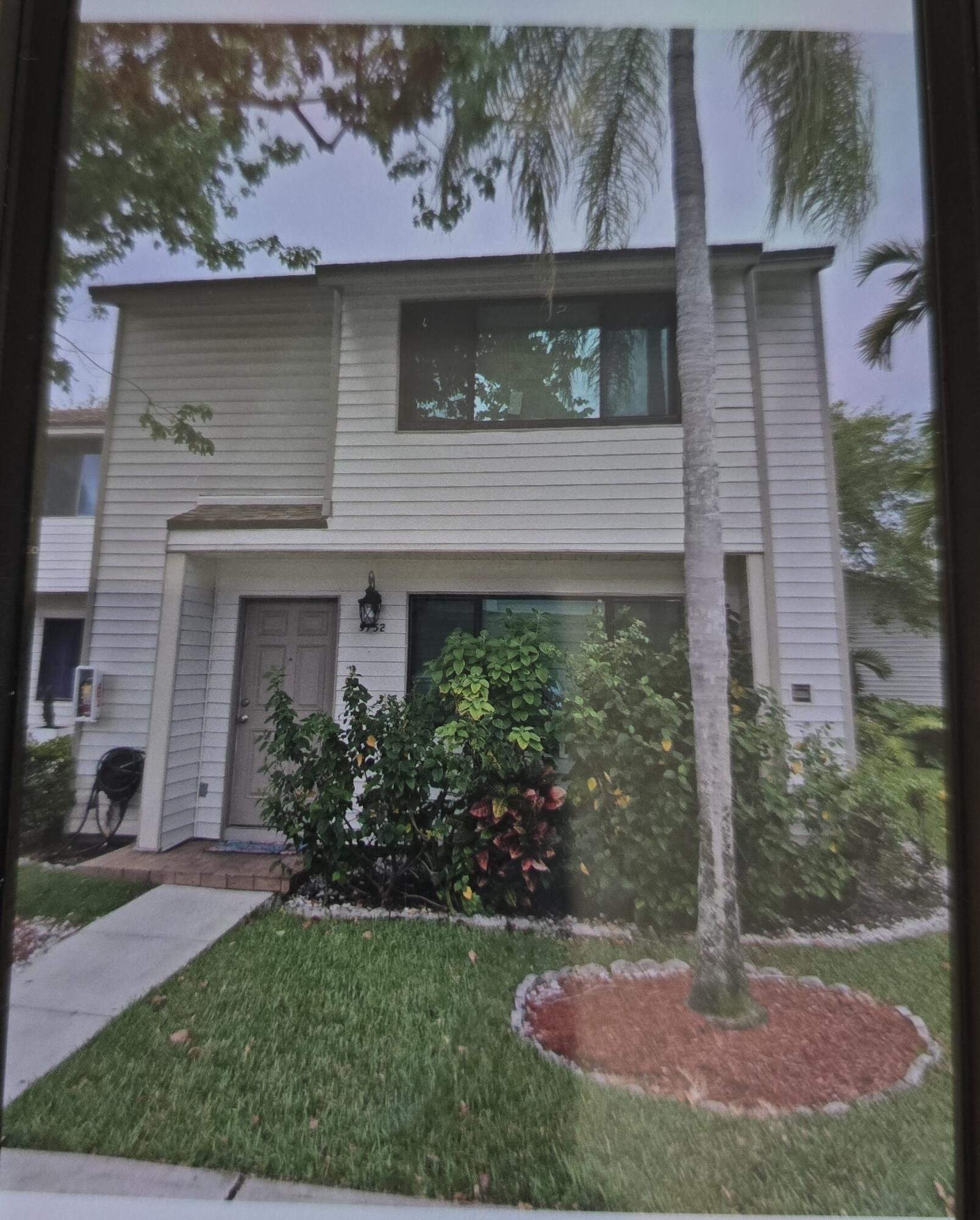 Foto de propiedad en 9752 NW 37th Street 7g, Sunrise, FL 33351 Sunrise con MLS# 