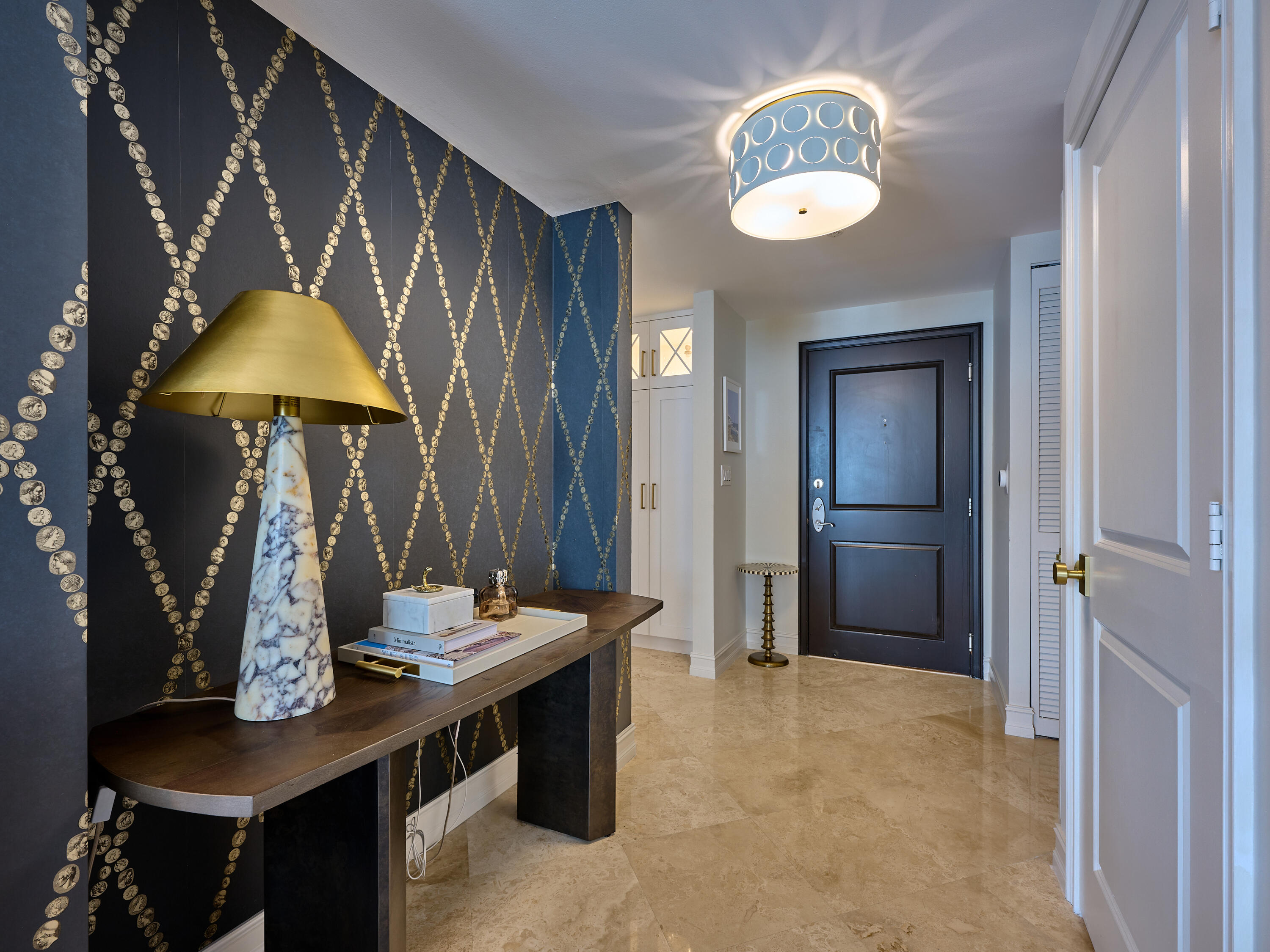 Foto de propiedad en 99 SE Mizner Boulevard Ph 35, Boca Raton, FL 33432 Boca Raton con MLS# 