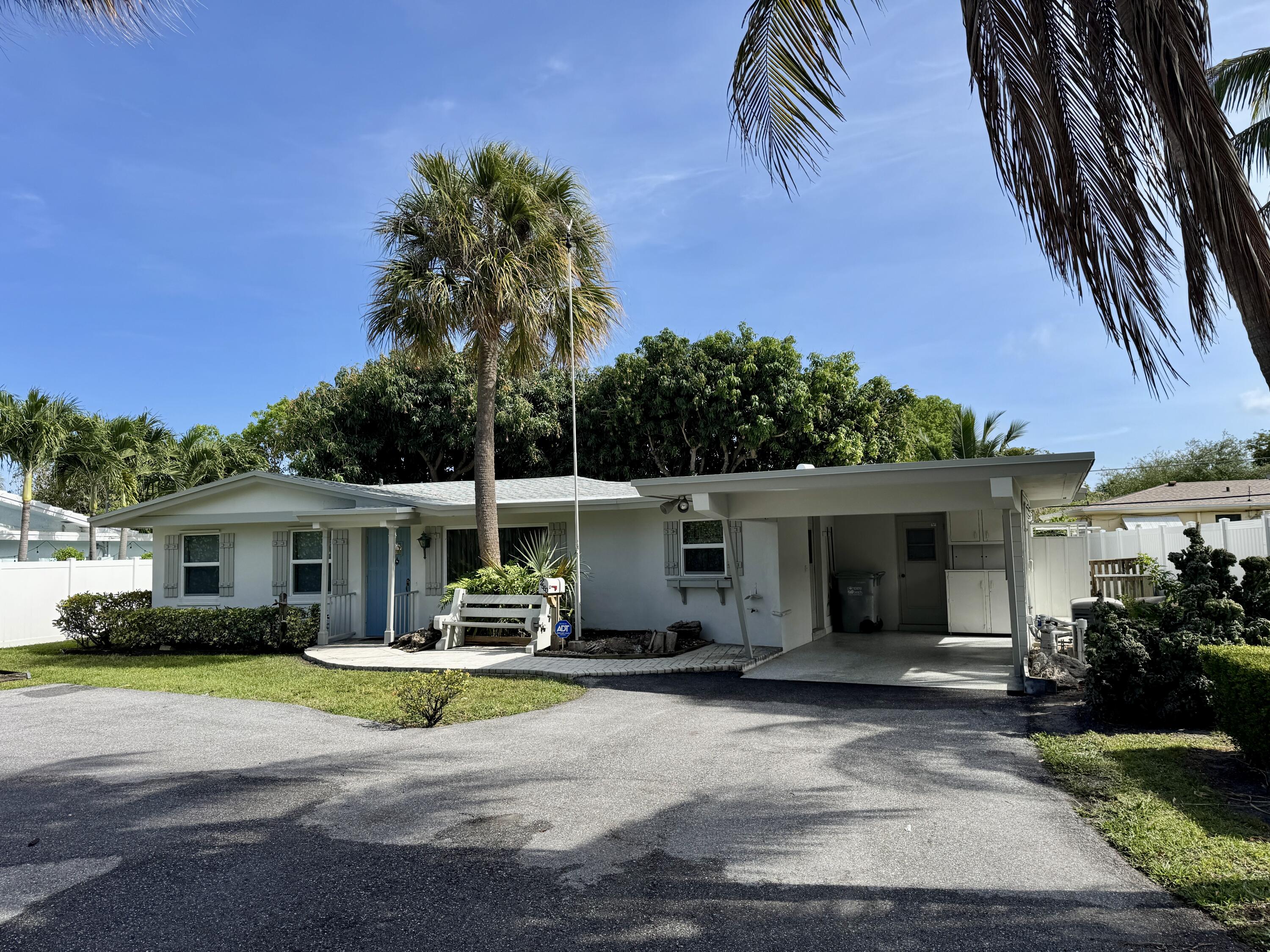 Foto de propiedad en 2560 NE 20th Street, Pompano Beach, FL 33062 Pompano Beach con MLS# 