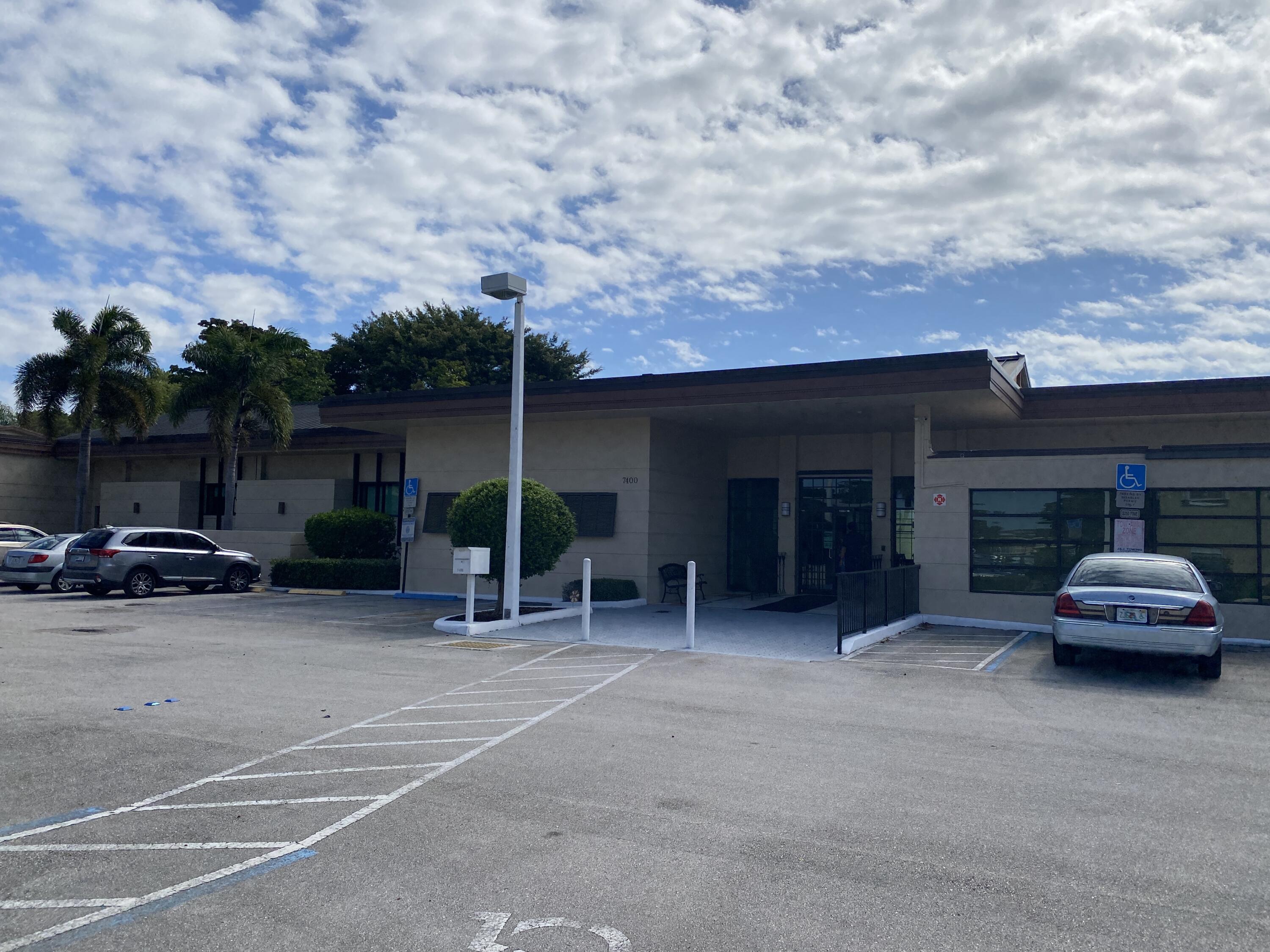 Foto de propiedad en 7205 W Atlantic Boulevard, Margate, FL 33063 Margate con MLS# 