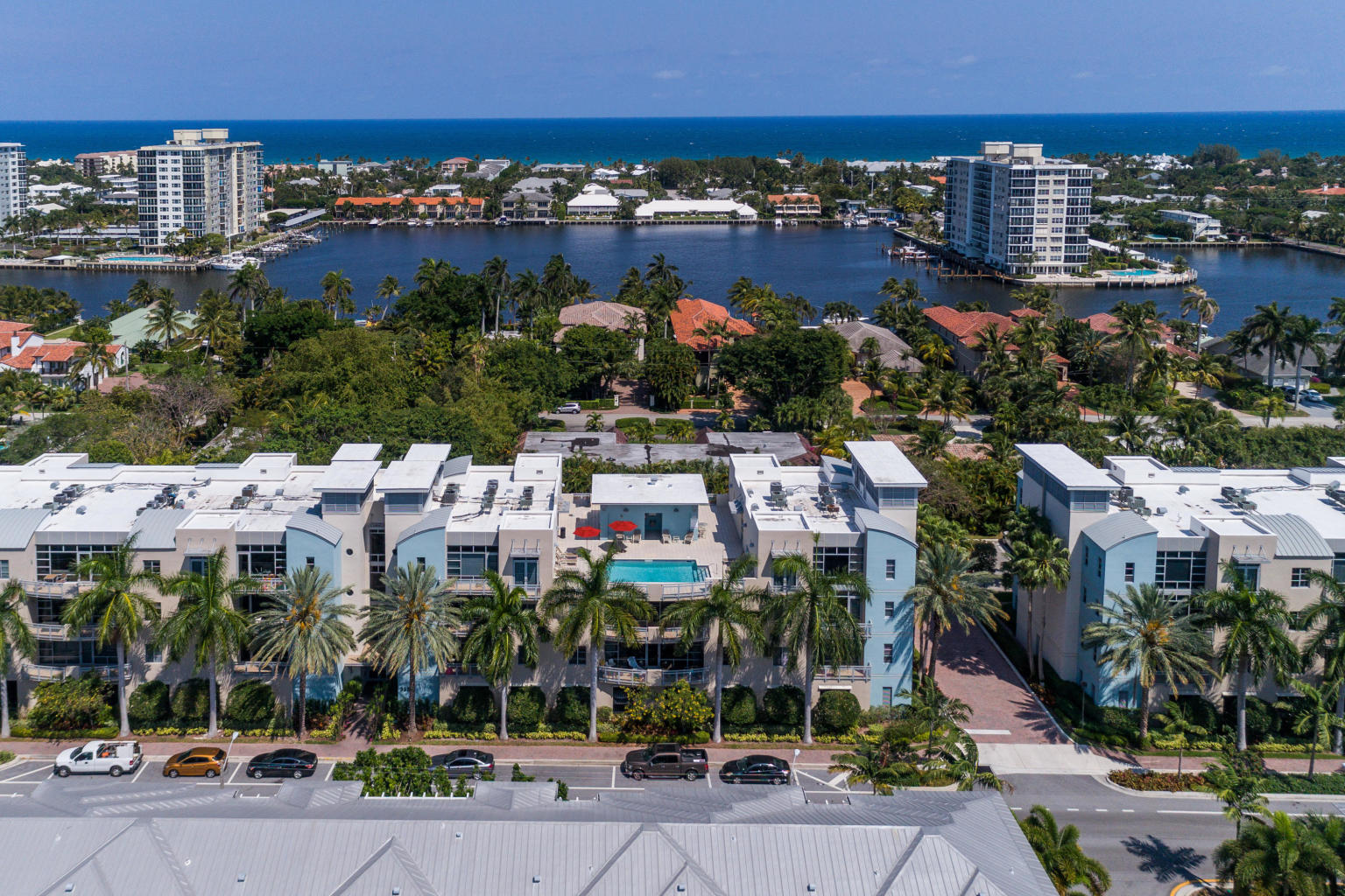 Foto de propiedad en 335 SE 6th Avenue 304, Delray Beach, FL 33483 Delray Beach con MLS# 