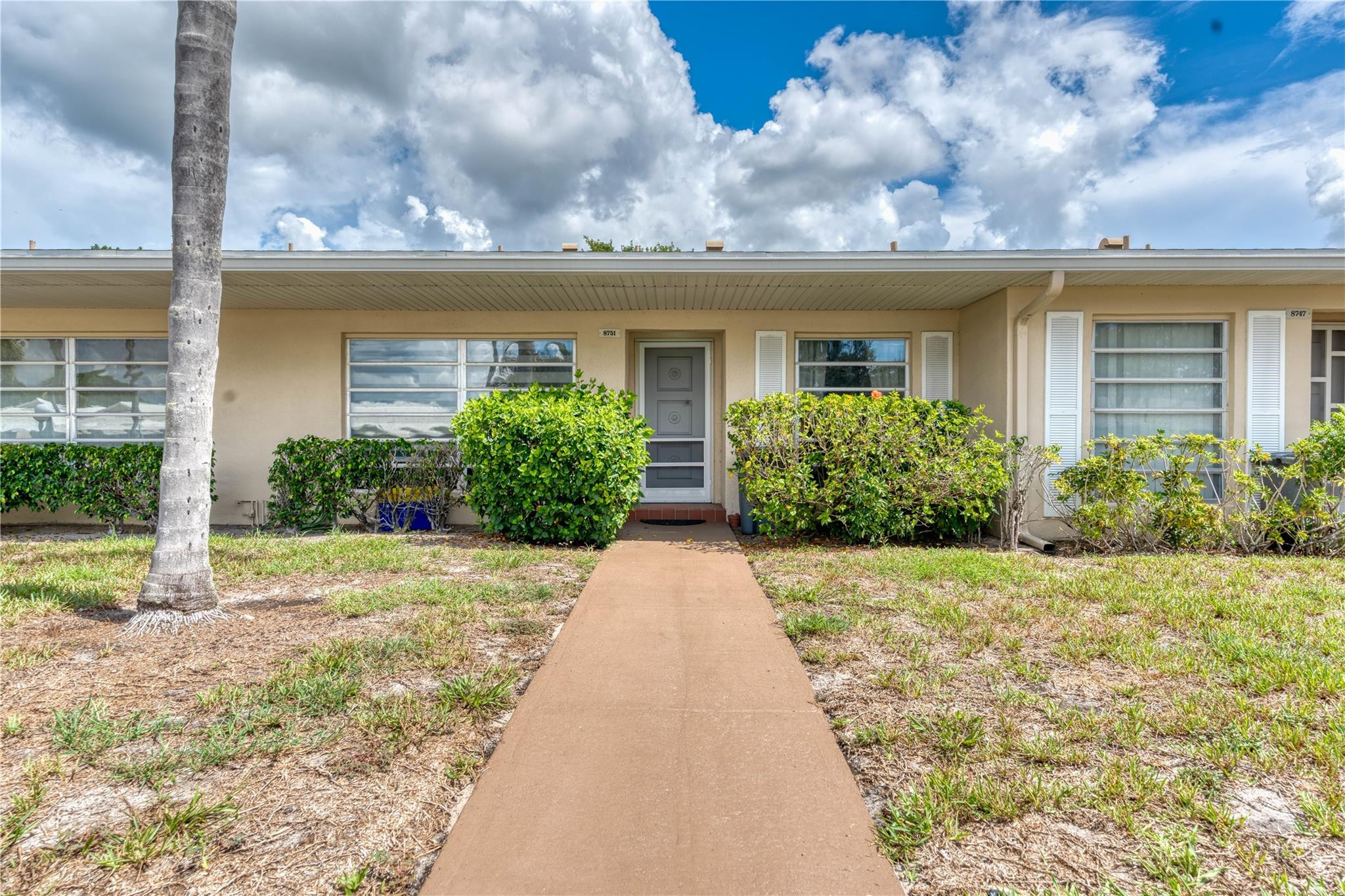 Foto de propiedad en 8751 Chevy Chase Drive 150, Boca Raton, FL 33433 Boca Raton con MLS# 