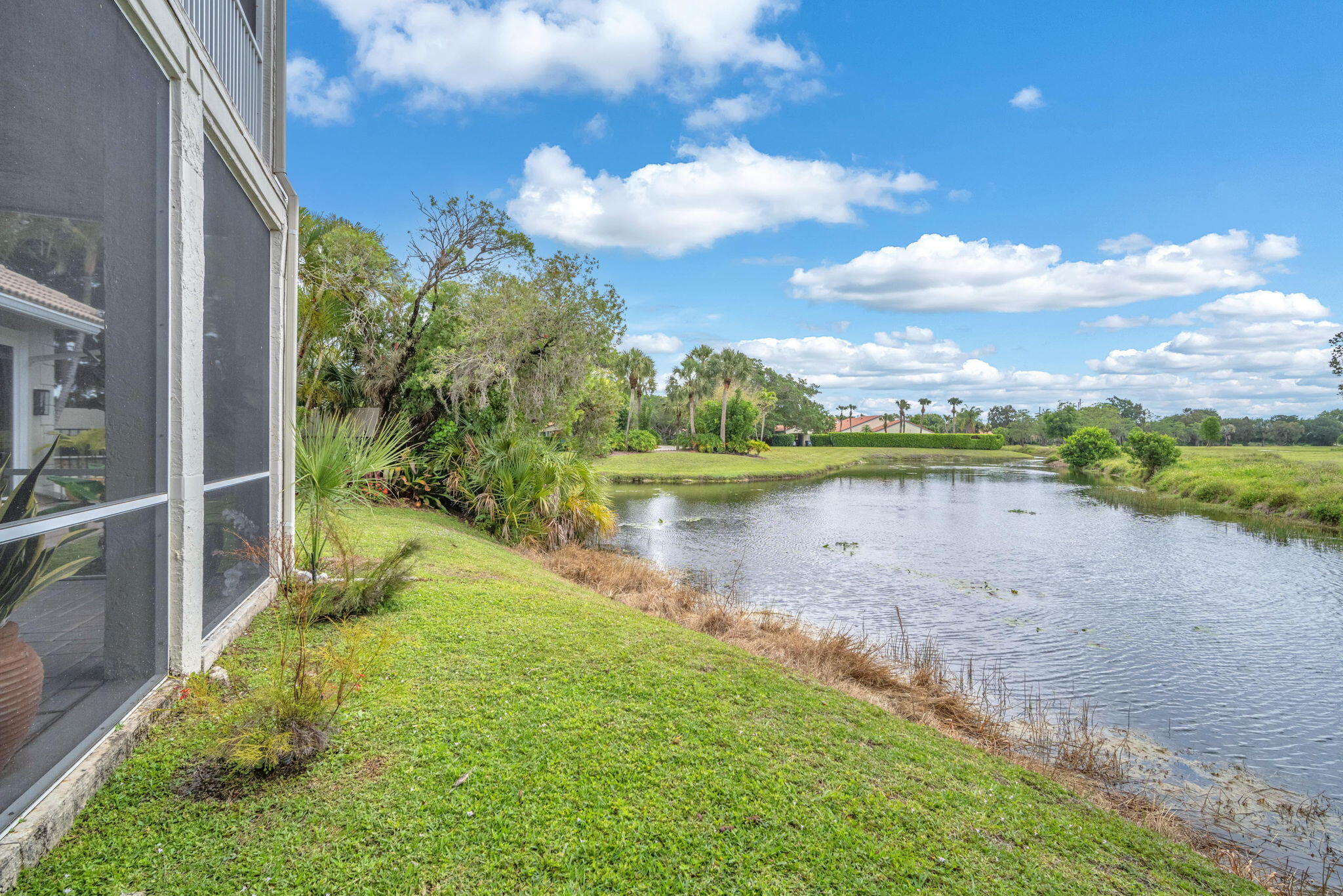 Foto de propiedad en 11813 Pebblewood Drive, Wellington, FL 33414 Wellington con MLS# 