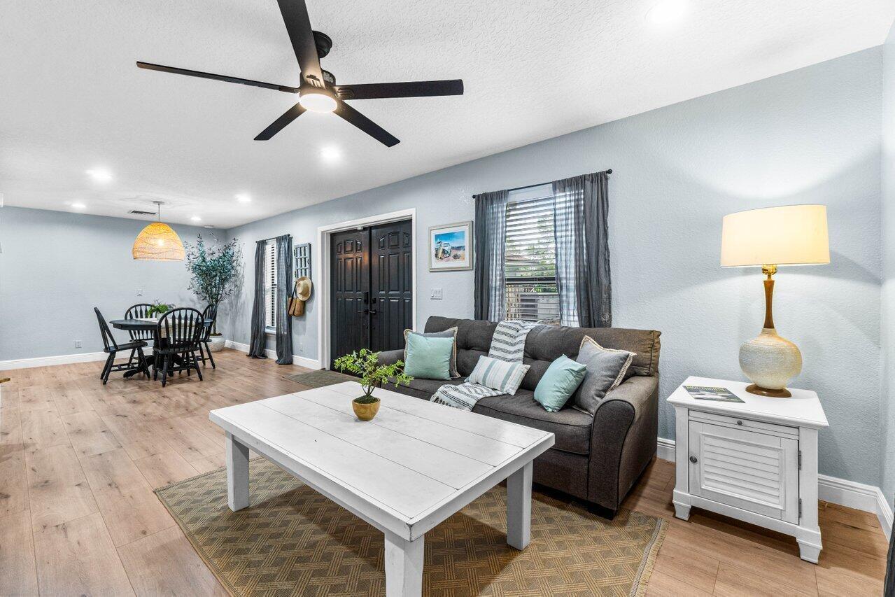 En Renta 3303 Custer Avenue, Lake Worth, FL 33467, Lake Worth, FL 33467