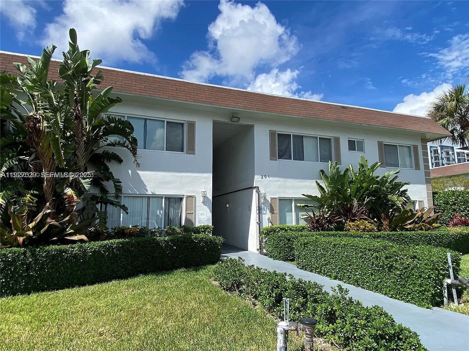 En Renta 151 SE 6th Avenue 3, Pompano Beach, FL 33060, Pompano Beach, FL 33060