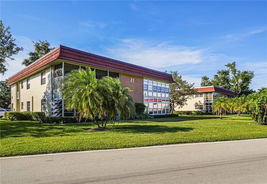 Vendido 21 Pine Arbor Lane 104, Vero Beach, FL 32962, Vero Beach, FL 32962