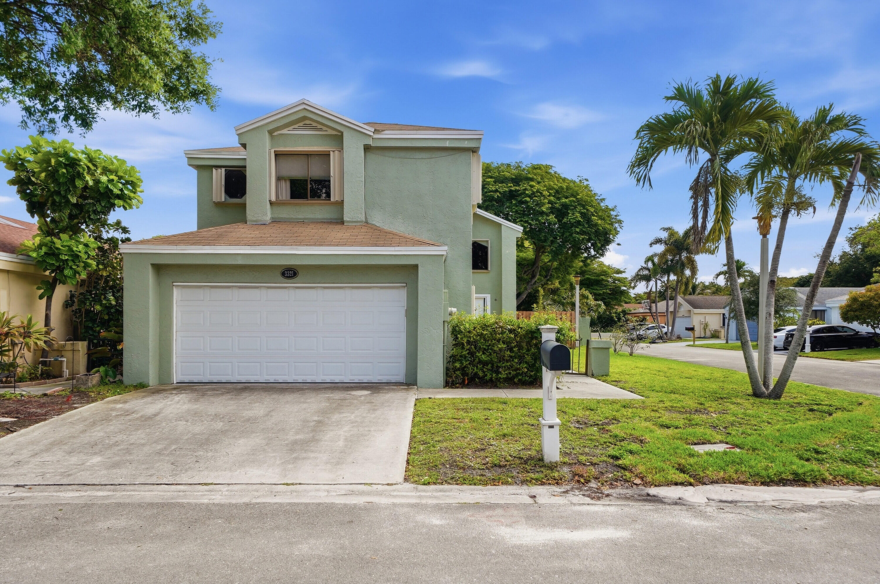 Foto de propiedad en 3321 NW 22nd Court, Coconut Creek, FL 33066 Coconut Creek con MLS# 