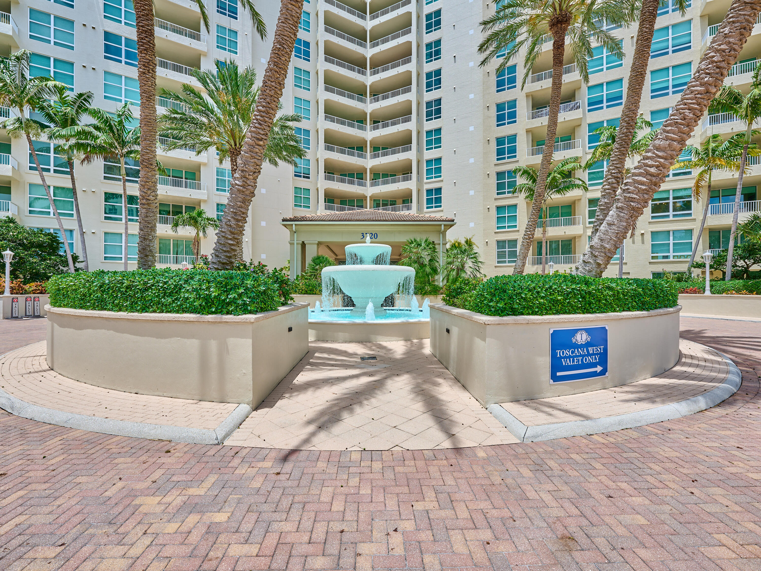 Foto de propiedad en 3720 S Ocean Boulevard 907, Highland Beach, FL 33487 Highland Beach con MLS# 