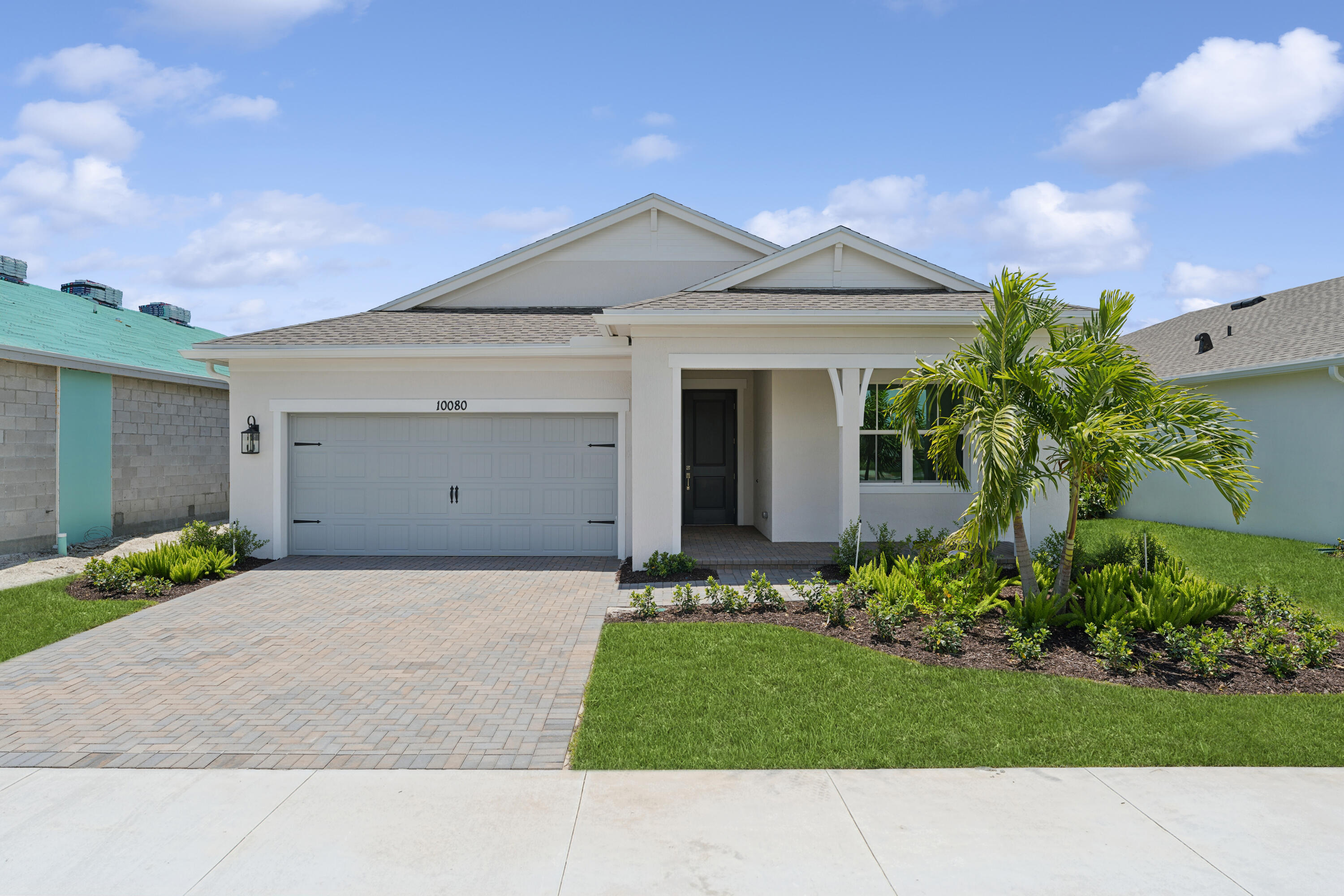 Foto de propiedad en 10080 NW Field Flower Trail, Port St. Lucie, FL 34987 Port St. Lucie con MLS# 