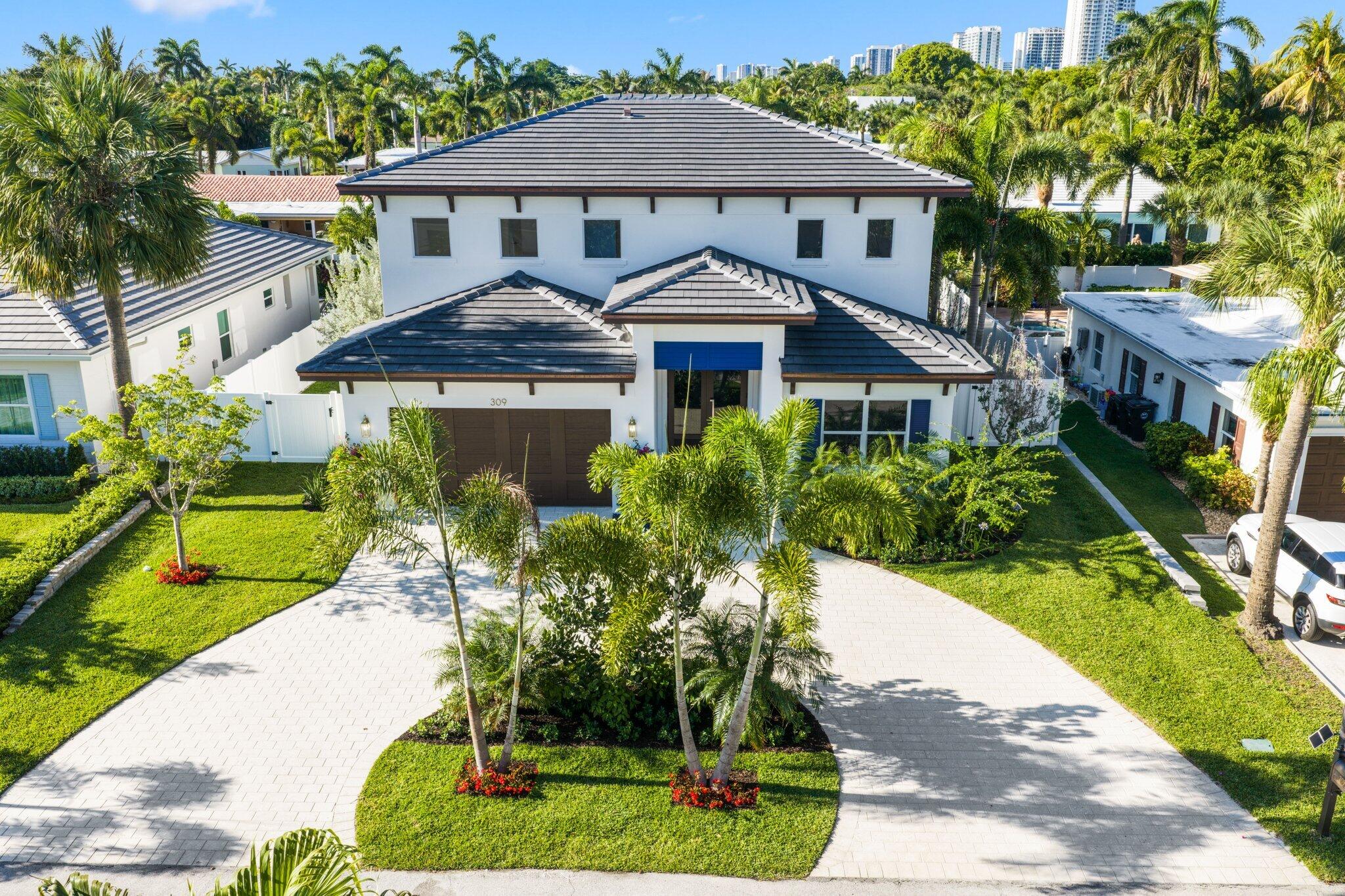 Foto de propiedad en 309 Claremont Lane, West Palm Beach, FL 33404 West Palm Beach con MLS# 
