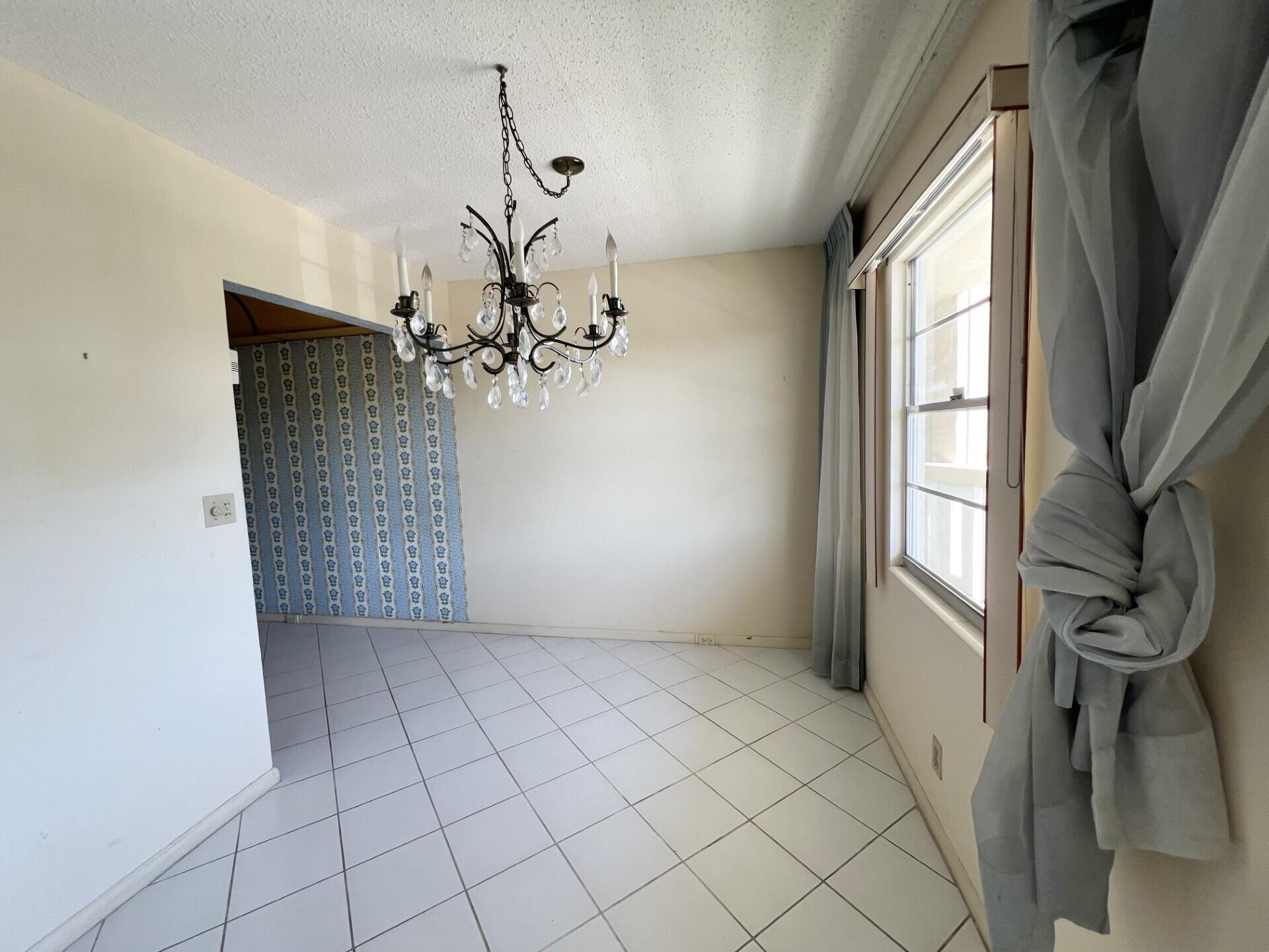 Foto de propiedad en 392 Grantham F 392, Deerfield Beach, FL 33442 Deerfield Beach con MLS# 