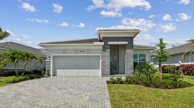 Foto de propiedad en 10178 Timber Creek Way, Palm Beach Gardens, FL 33412 Palm Beach Gardens con MLS# 
