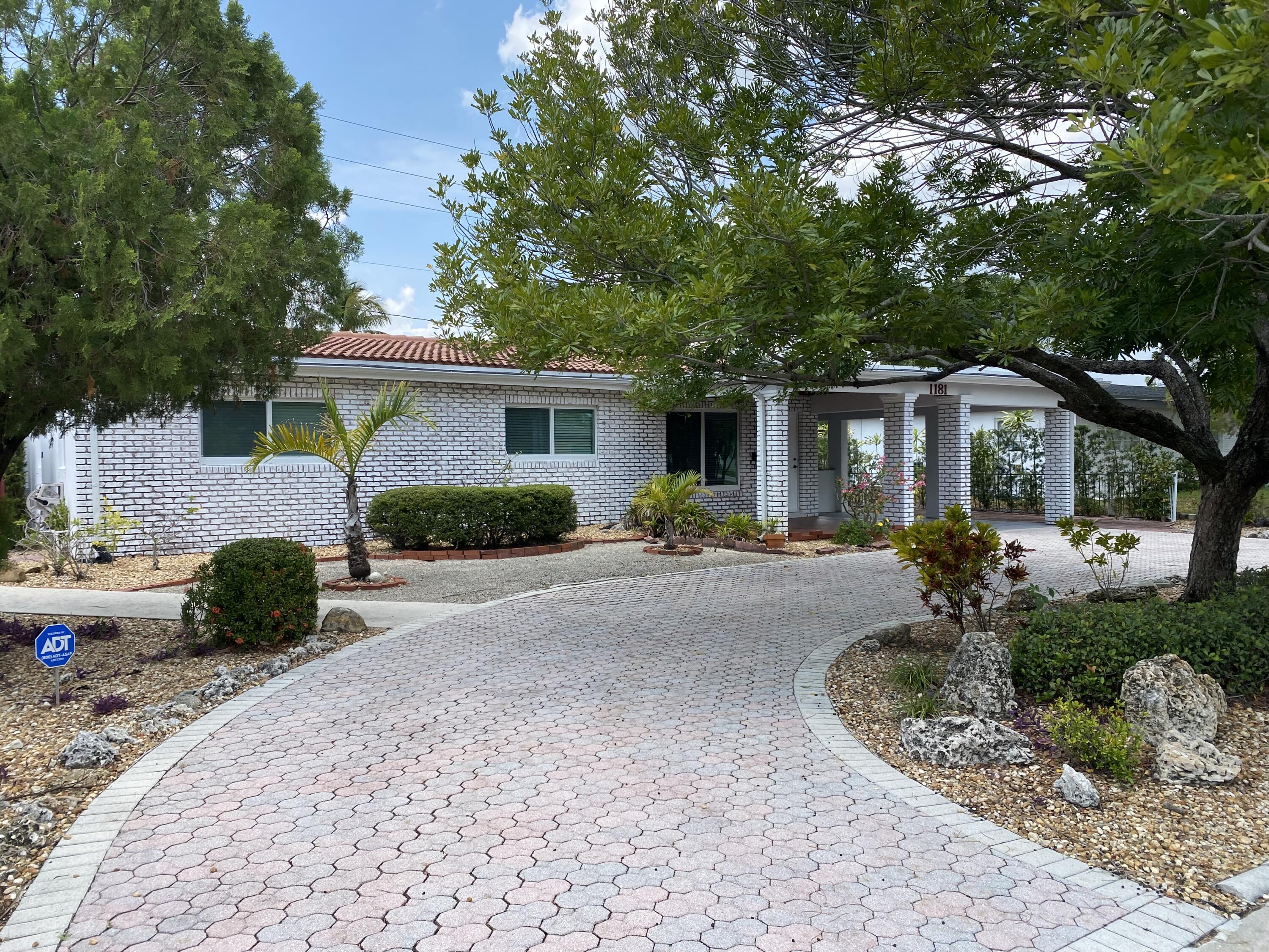 Foto de propiedad en 1181 SW 4th Terrace, Pompano Beach, FL 33060 Pompano Beach con MLS# 