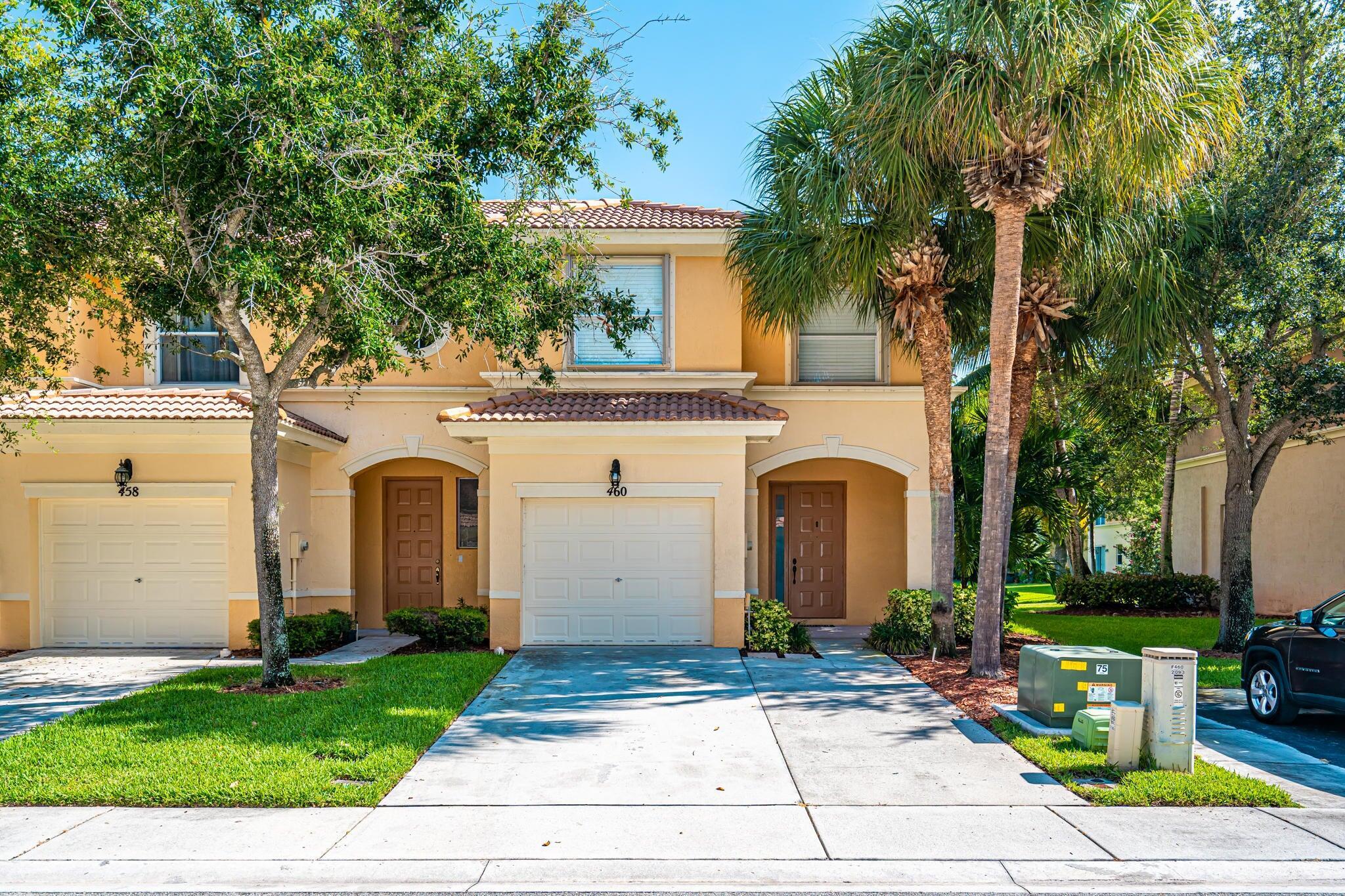 Foto de propiedad en 460 Rainbow Springs Terrace, Royal Palm Beach, FL 33411 Royal Palm Beach con MLS# 