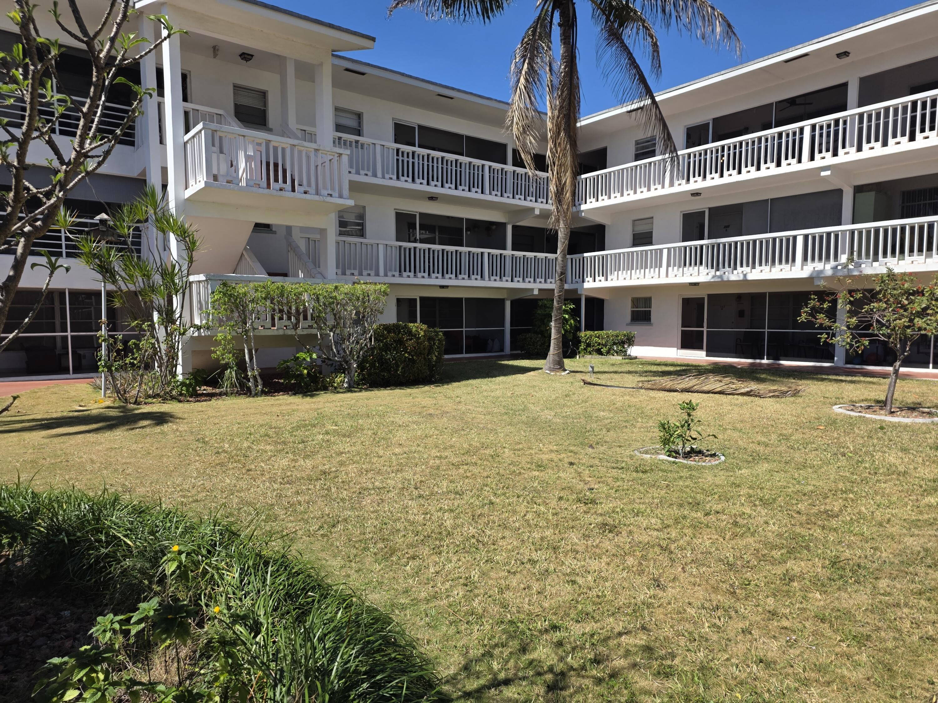 Foto de propiedad en 600 Pine Drive 103, Pompano Beach, FL 33060 Pompano Beach con MLS# 