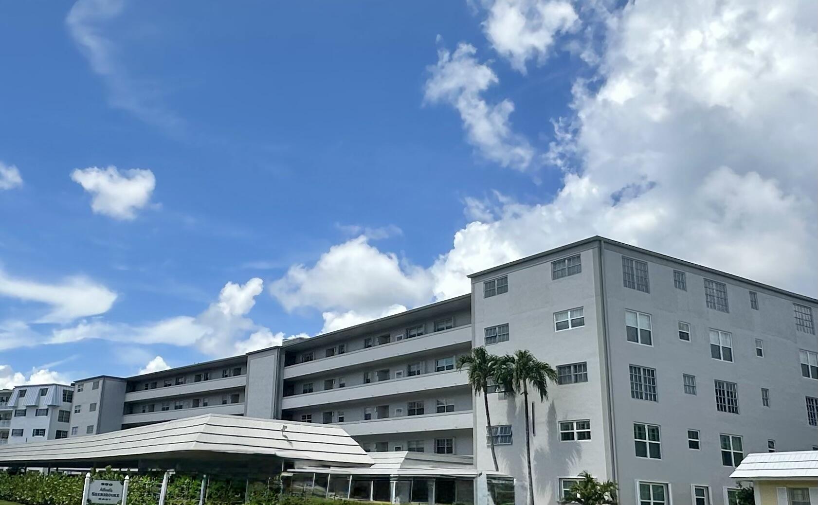 Foto de propiedad en 250 John F Kennedy Drive 202, Atlantis, FL 33462 Atlantis con MLS# 