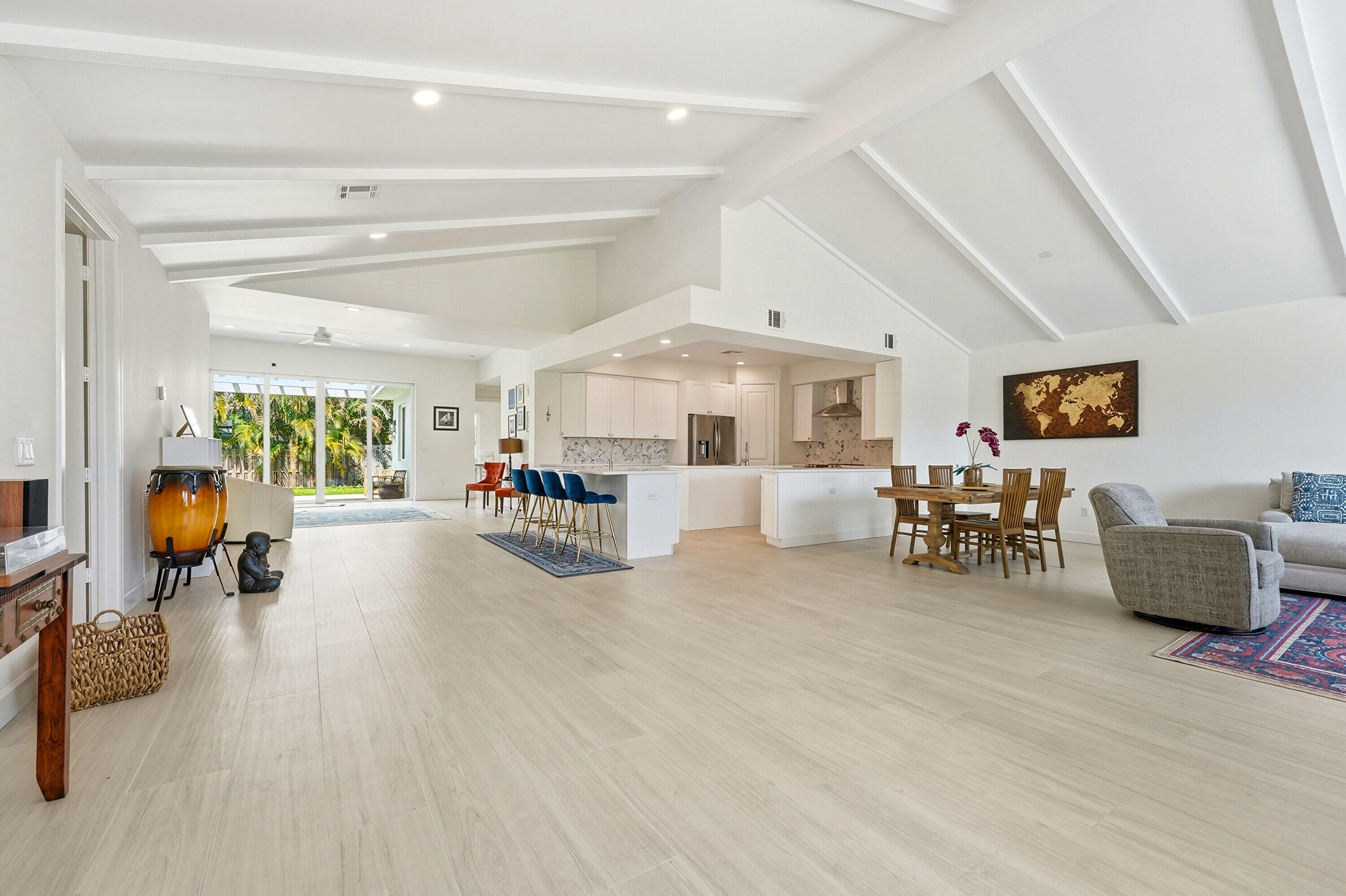 Foto de propiedad en 1123 Granada, Hutchinson Island, FL 34949 Hutchinson Island con MLS# 