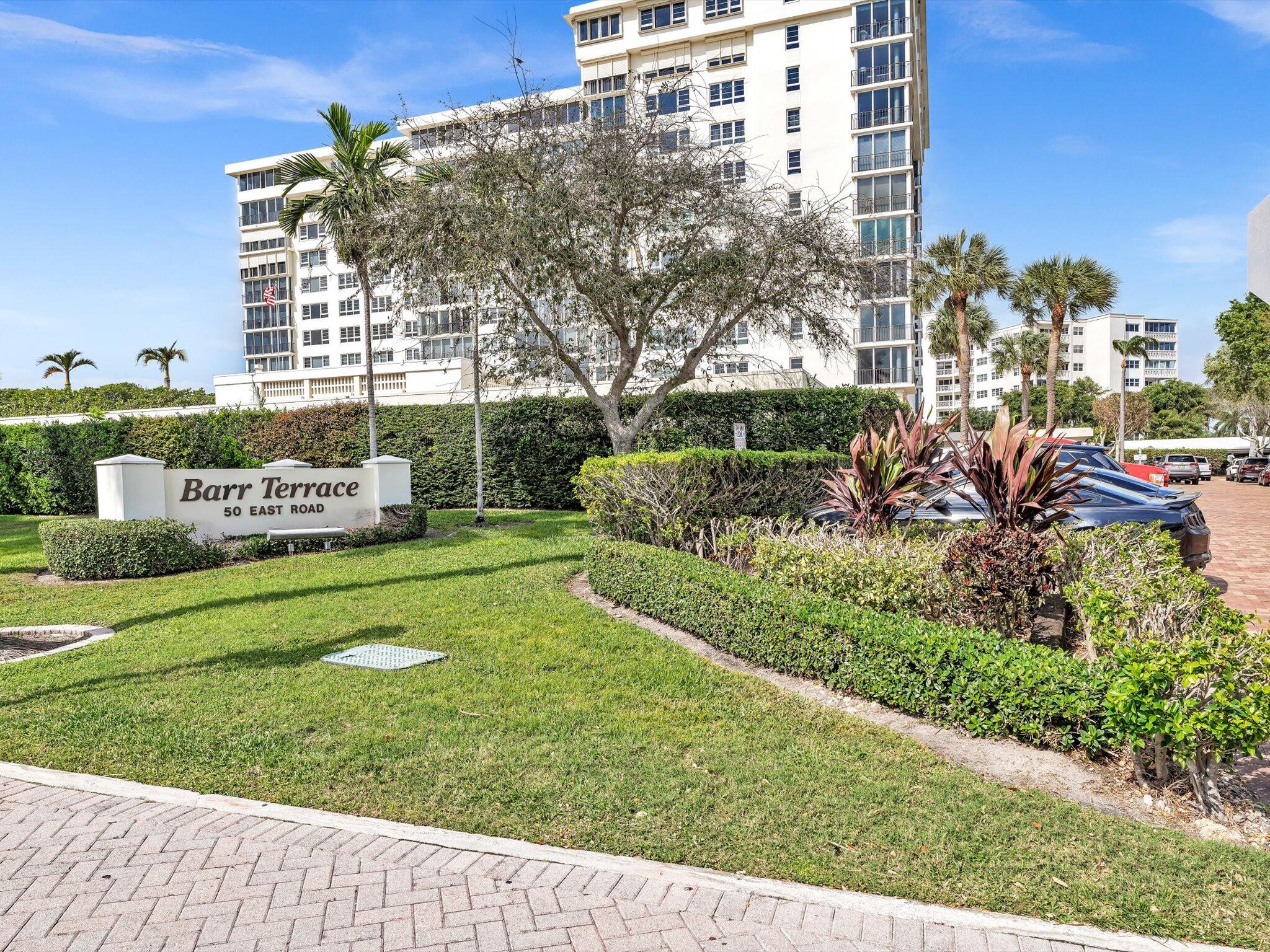 Foto de propiedad en 50 East Road 12f, Delray Beach, FL 33483 Delray Beach con MLS# 
