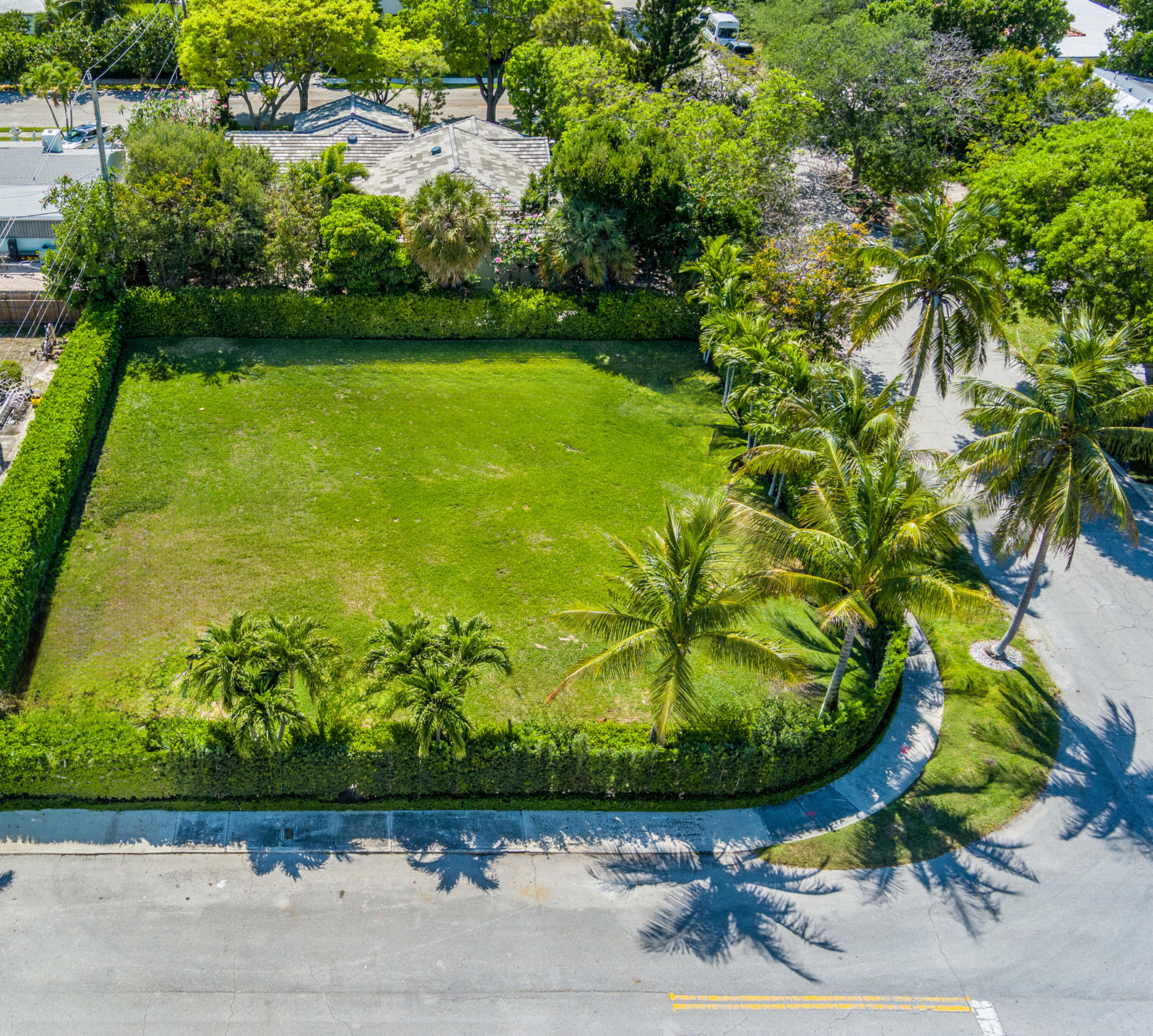 Foto de propiedad en 8001 Arlington Place, West Palm Beach, FL 33405 West Palm Beach con MLS# 