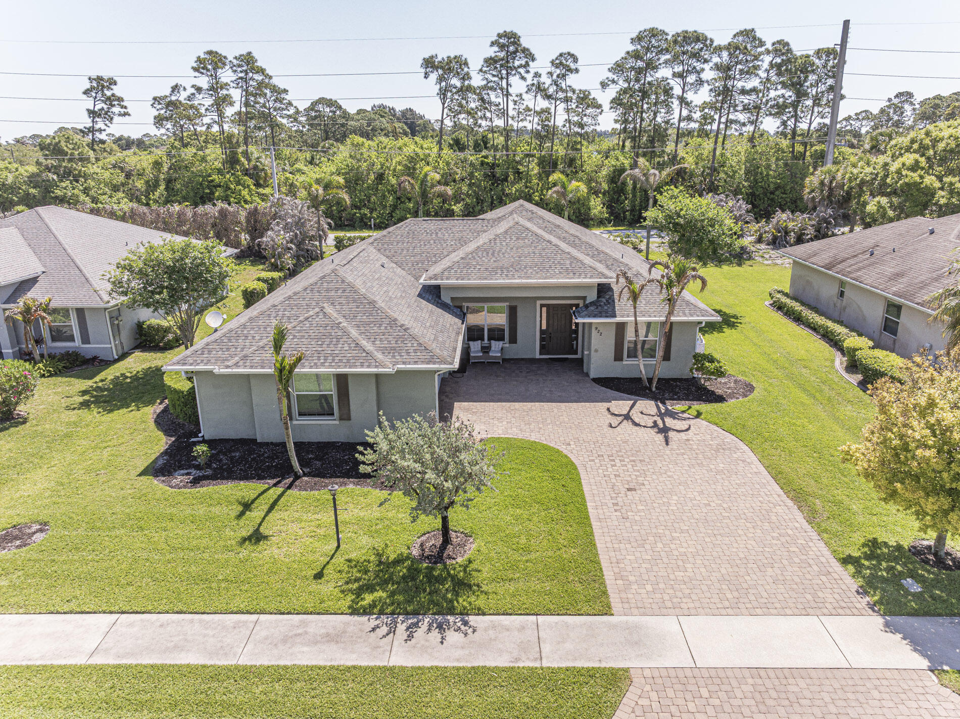 Foto de propiedad en 922 Yearling Trail, Sebastian, FL 32958 Sebastian con MLS# 