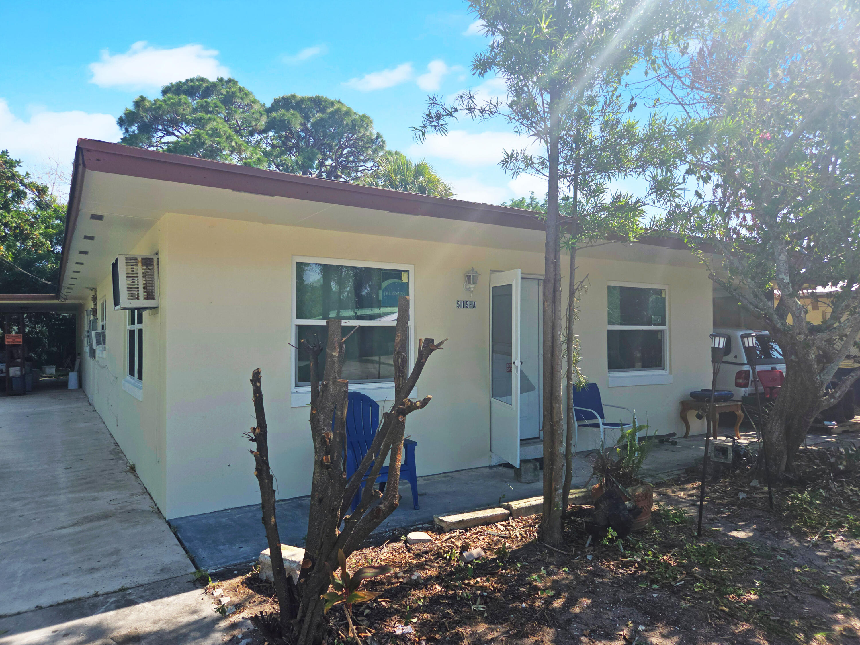 Foto de propiedad en 515 Palm Avenue A&b, Fort Pierce, FL 34982 Fort Pierce con MLS# 
