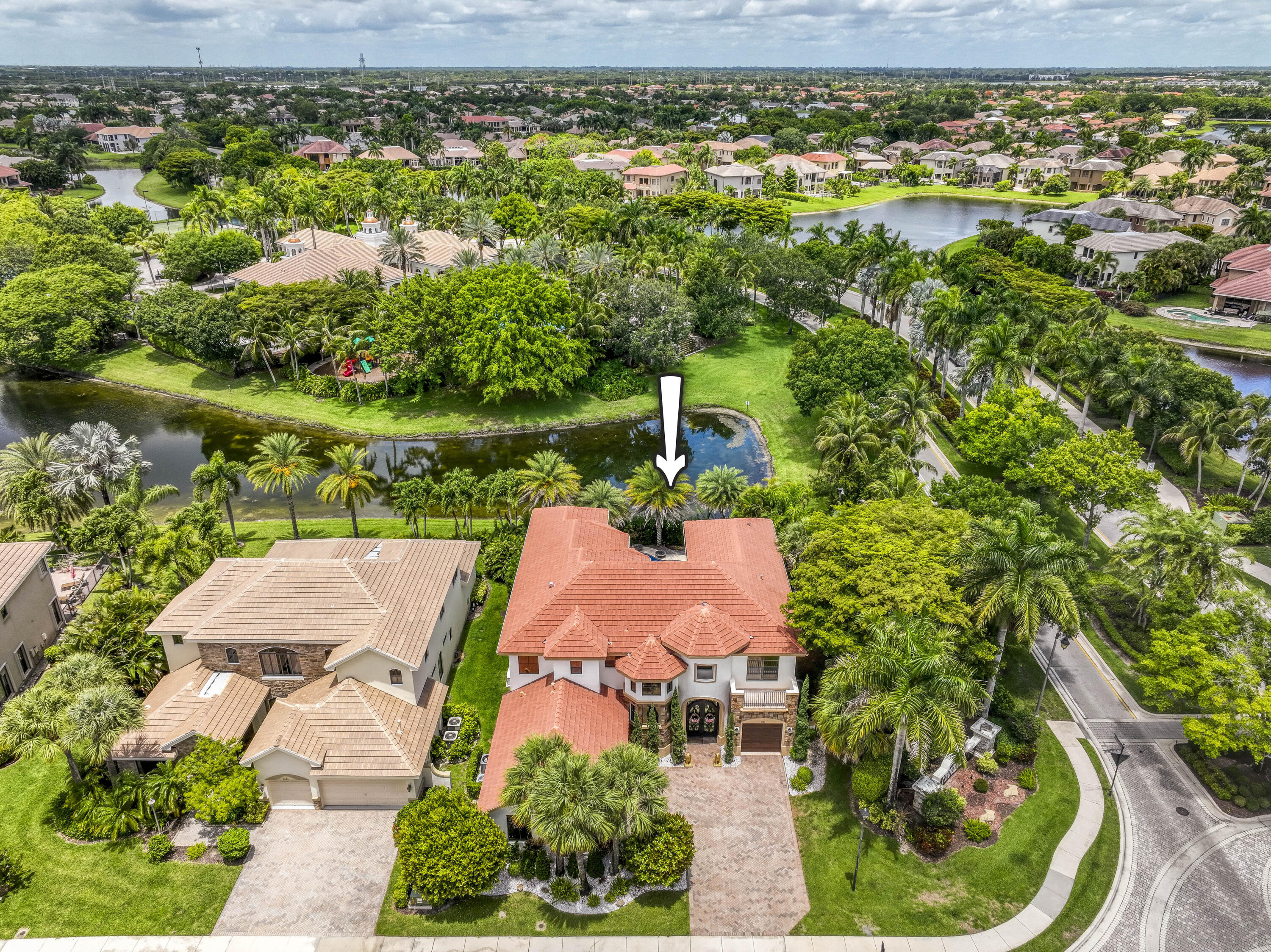 Foto de propiedad en 3581 Collonade Drive, Wellington, FL 33449 Wellington con MLS# 
