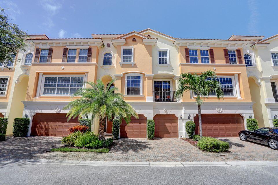 Foto de propiedad en 5645 NE Trieste Way, Boca Raton, FL 33487 Boca Raton con MLS# 
