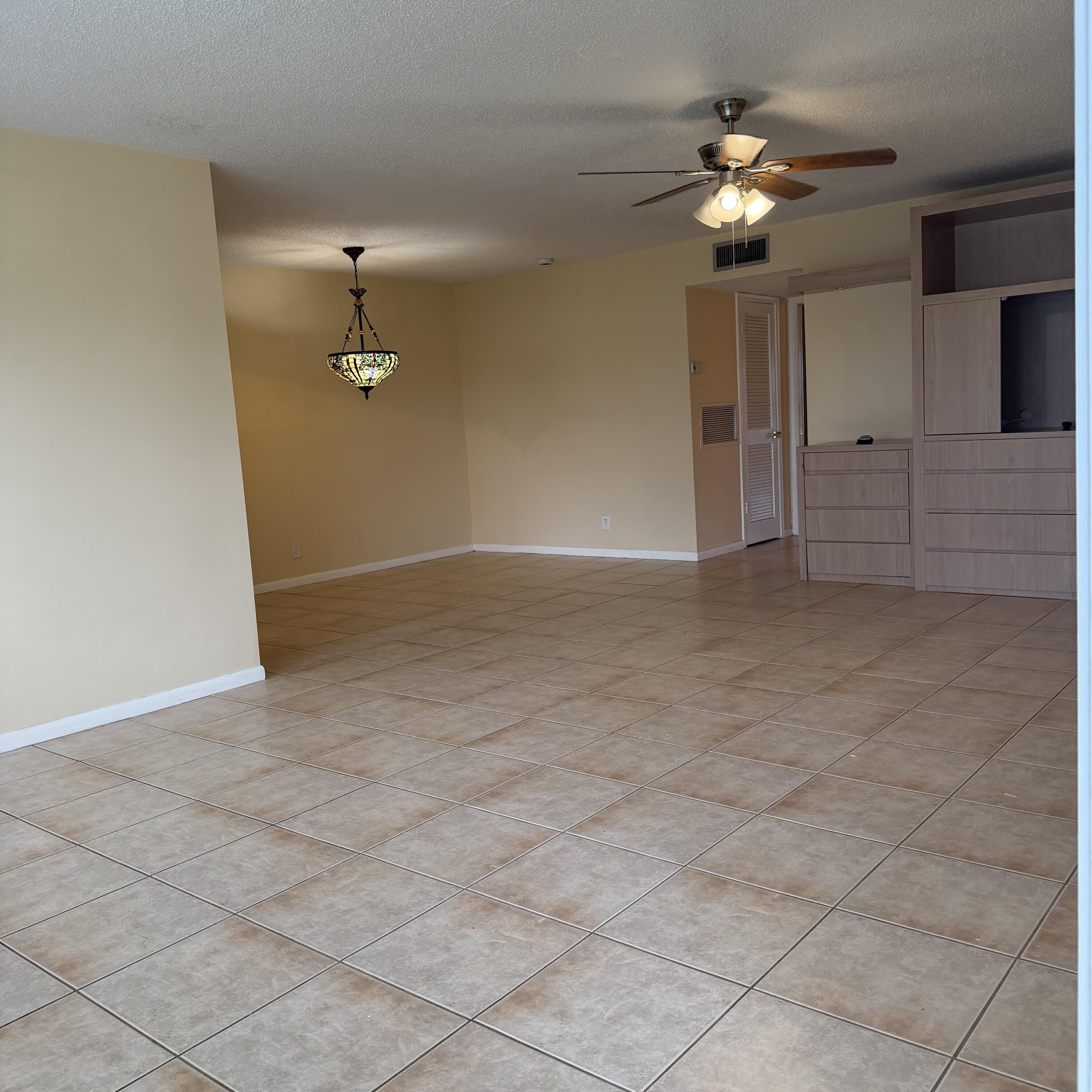 En Renta 707 High Point Boulevard N Unit C, Delray Beach, FL 33445, Delray Beach, FL 33445