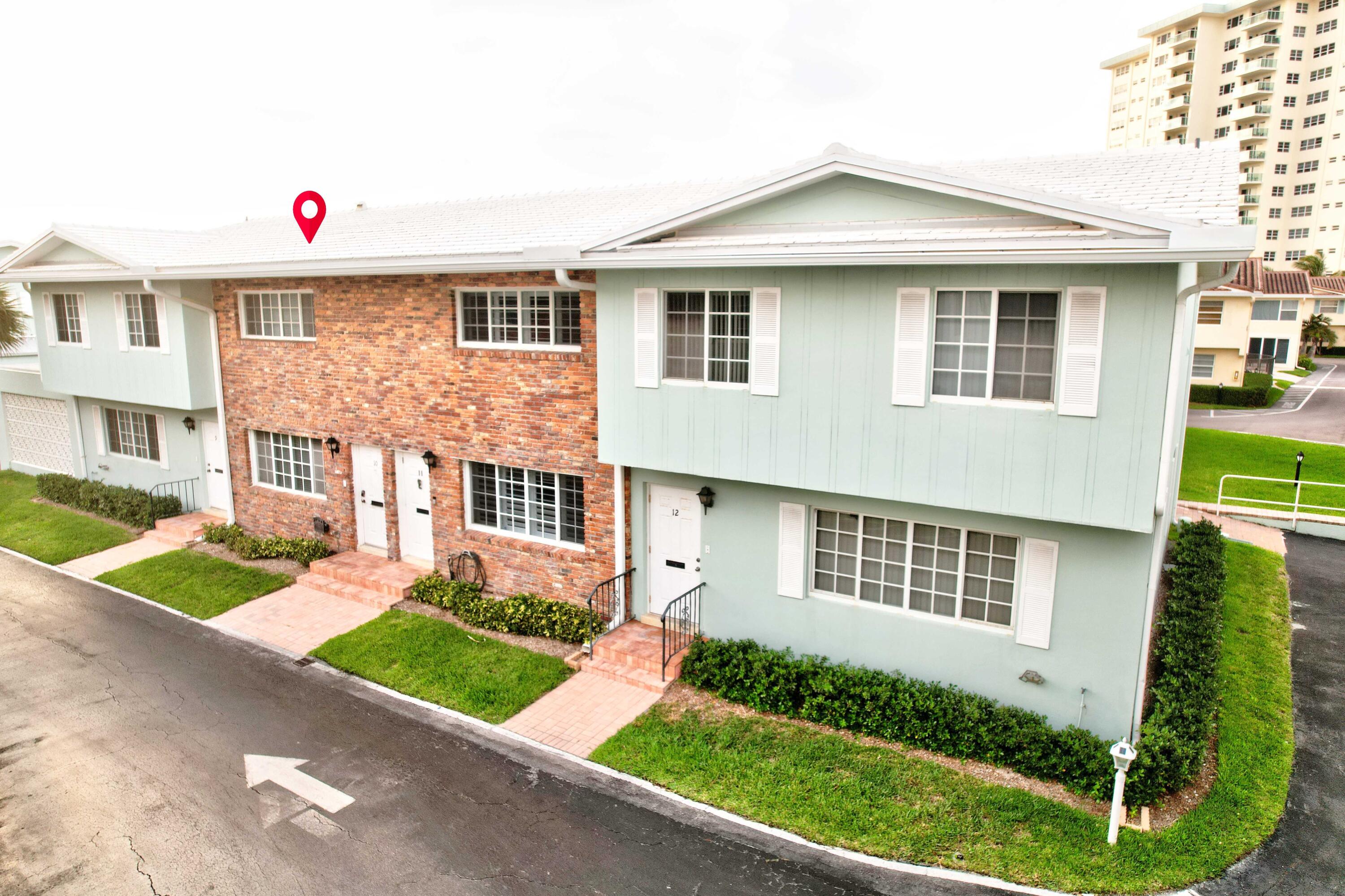 Foto de propiedad en 5400 N Ocean Boulevard 10, Lauderdale-By-The-Sea, FL 33308 Lauderdale-By-The-Sea con MLS# 