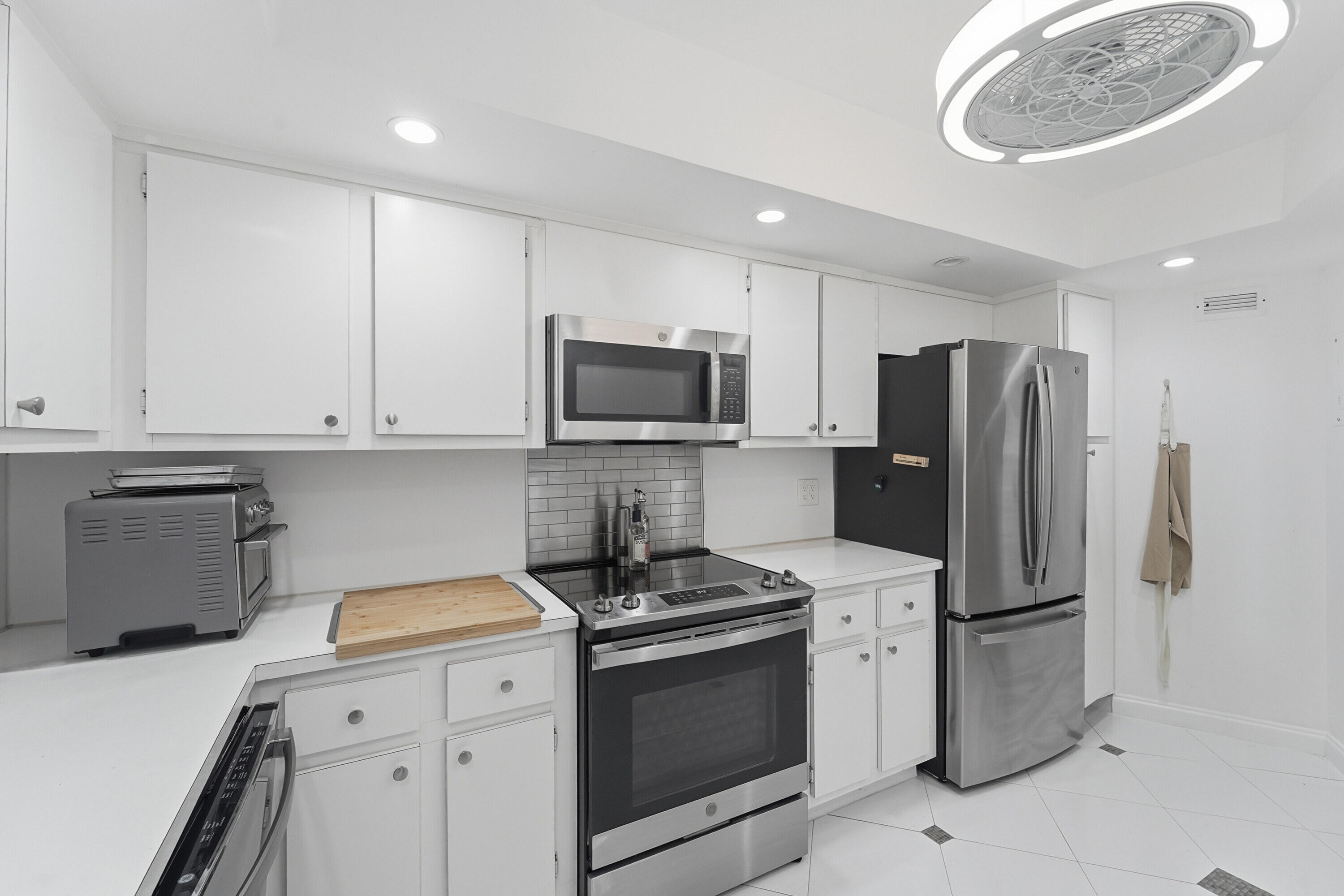 Foto de propiedad en 2681 S Course Drive 808, Pompano Beach, FL 33069 Pompano Beach con MLS# 