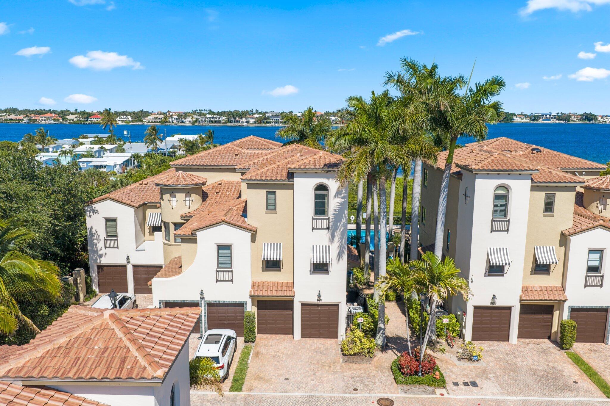 Foto de propiedad en 920 Via Villagio, Hypoluxo, FL 33462 Hypoluxo con MLS# 