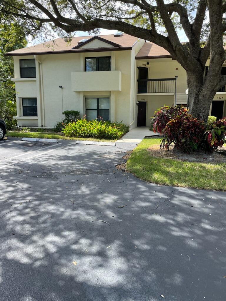 Foto de propiedad en 3345 Perimeter Drive 1311, Greenacres, FL 33467 Greenacres con MLS# 