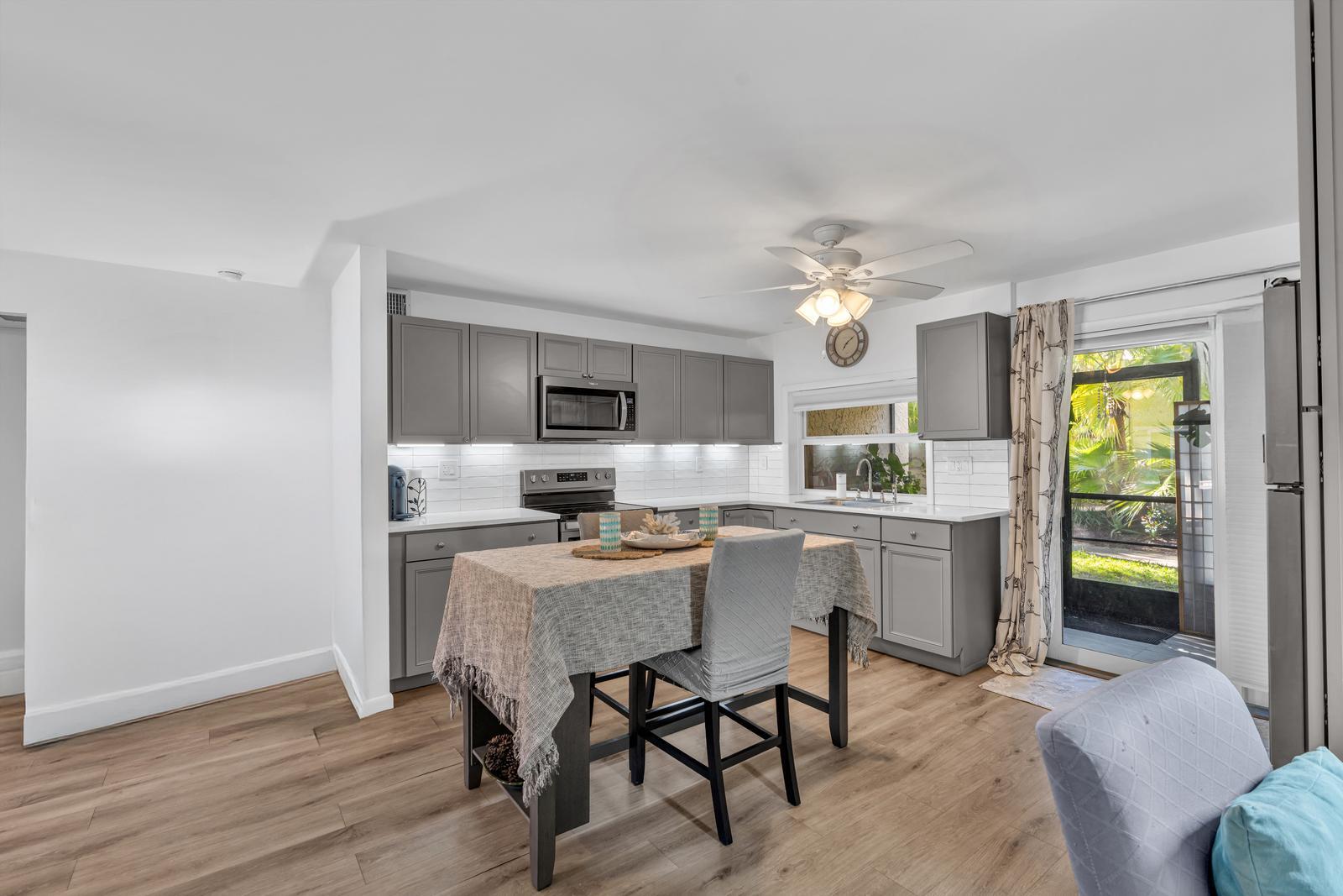Foto de propiedad en 5314 NE 6 Avenue E20, Oakland Park, FL 33334 Oakland Park con MLS# 