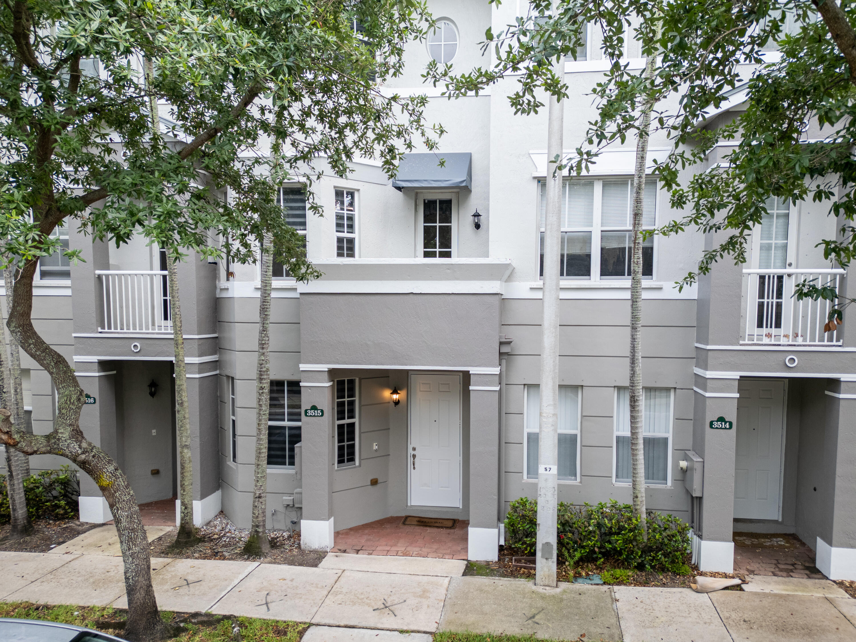 Foto de propiedad en 3515 Shoma Drive 3515, Royal Palm Beach, FL 33414 Royal Palm Beach con MLS# 
