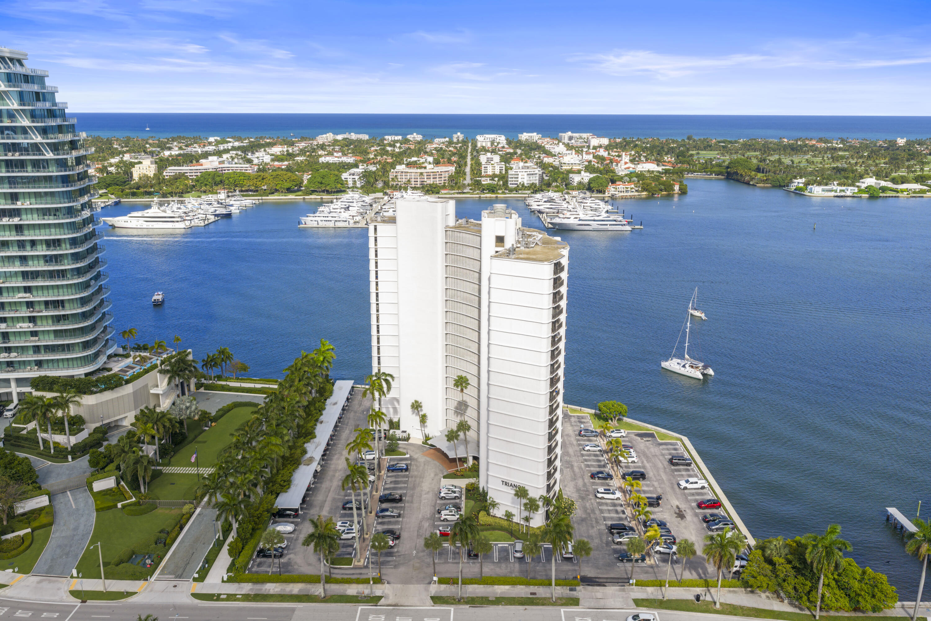 Alquilada 1200 S Flagler Drive 1906, West Palm Beach, FL 33401, West Palm Beach, FL 33401