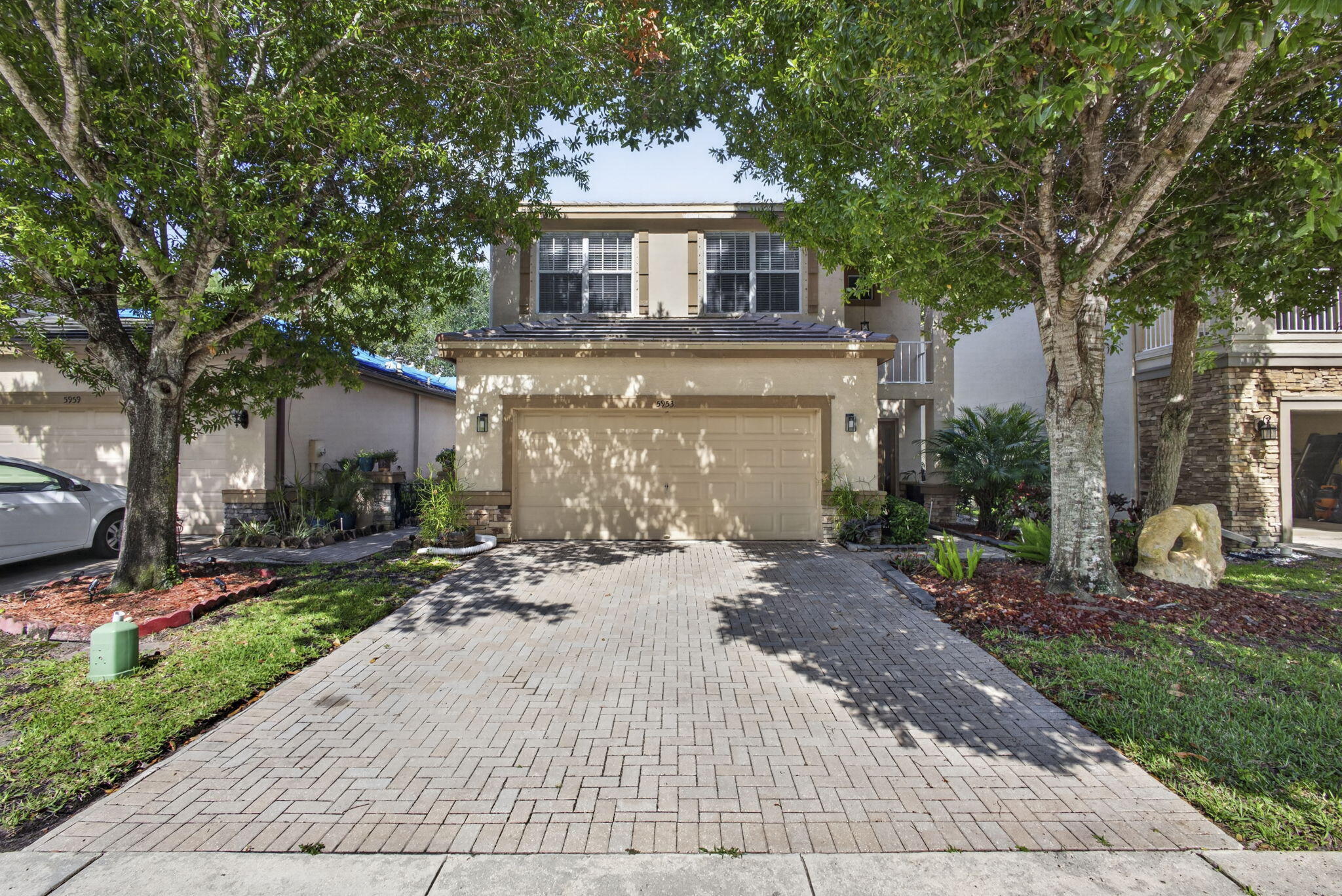 Foto de propiedad en 5953 Asturian Trail, Lake Worth, FL 33449 Lake Worth con MLS# 