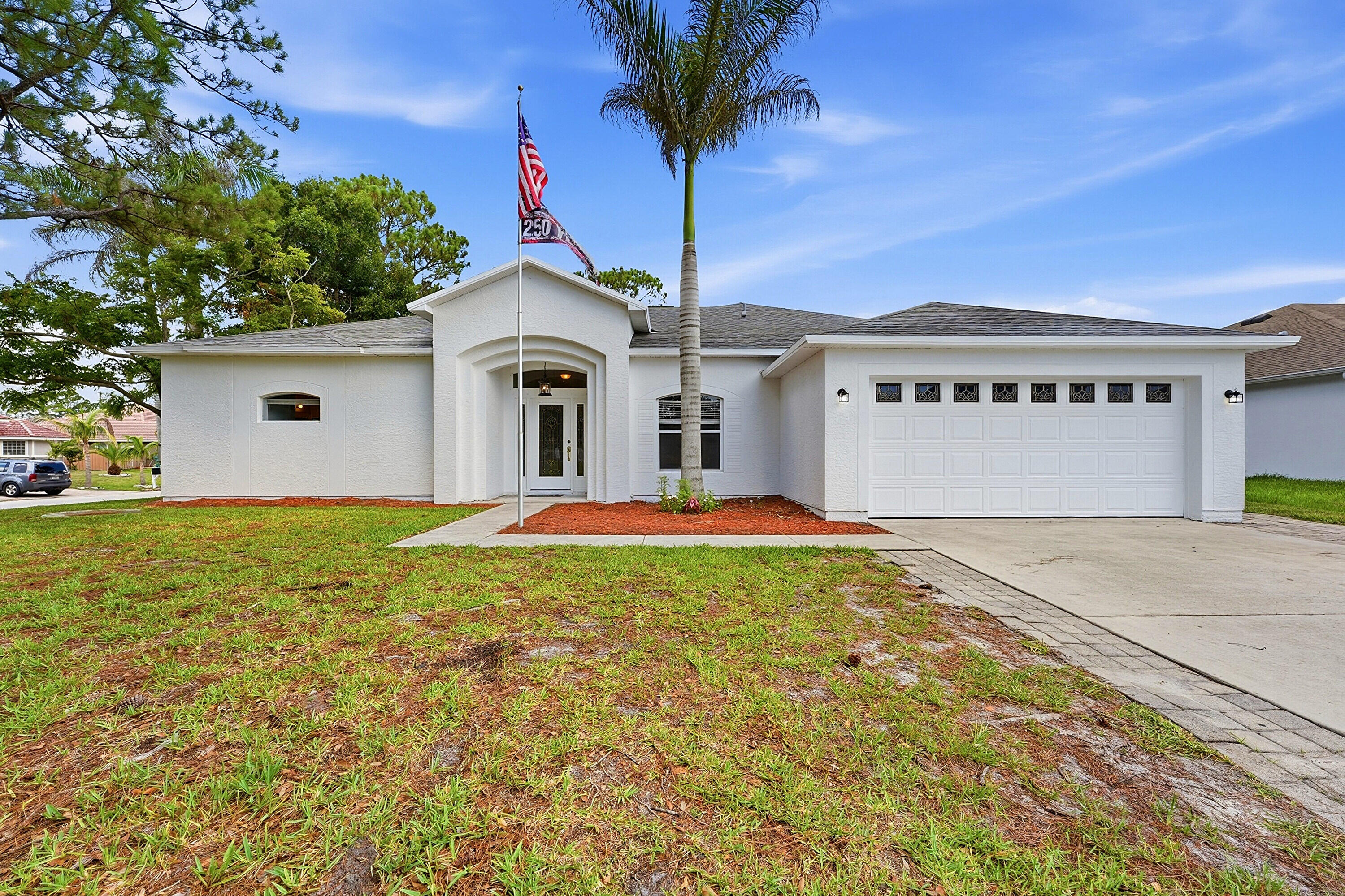 Foto de propiedad en 4174 SW Daniff Street, Port St. Lucie, FL 34953 Port St. Lucie con MLS# 