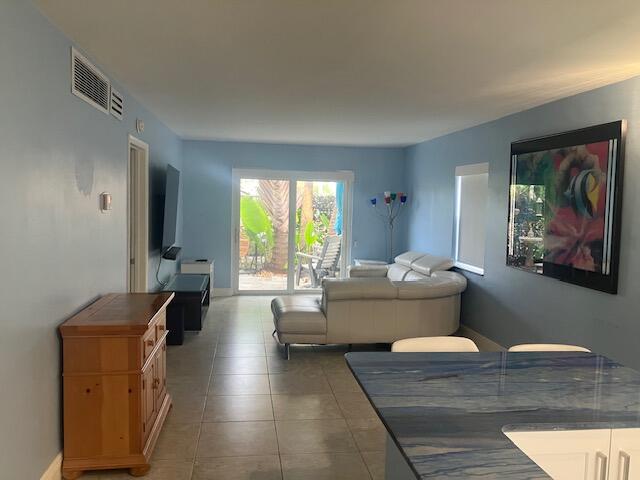 Foto de propiedad en 2901 NE 51st Street 5, Fort Lauderdale, FL 33308 Fort Lauderdale con MLS# 