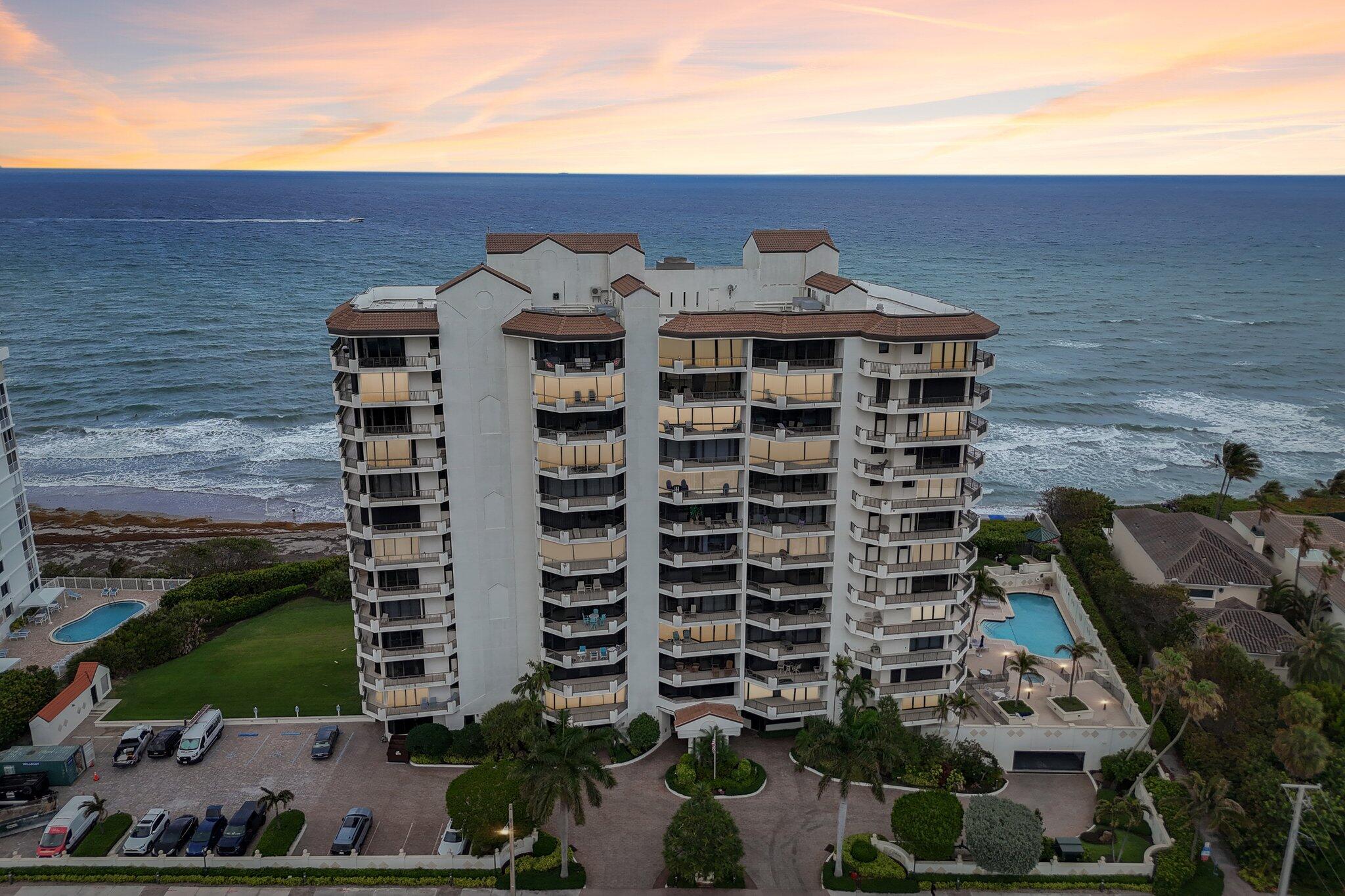 Foto de propiedad en 800 Ocean Drive 1105, Juno Beach, FL 33408 Juno Beach con MLS# 