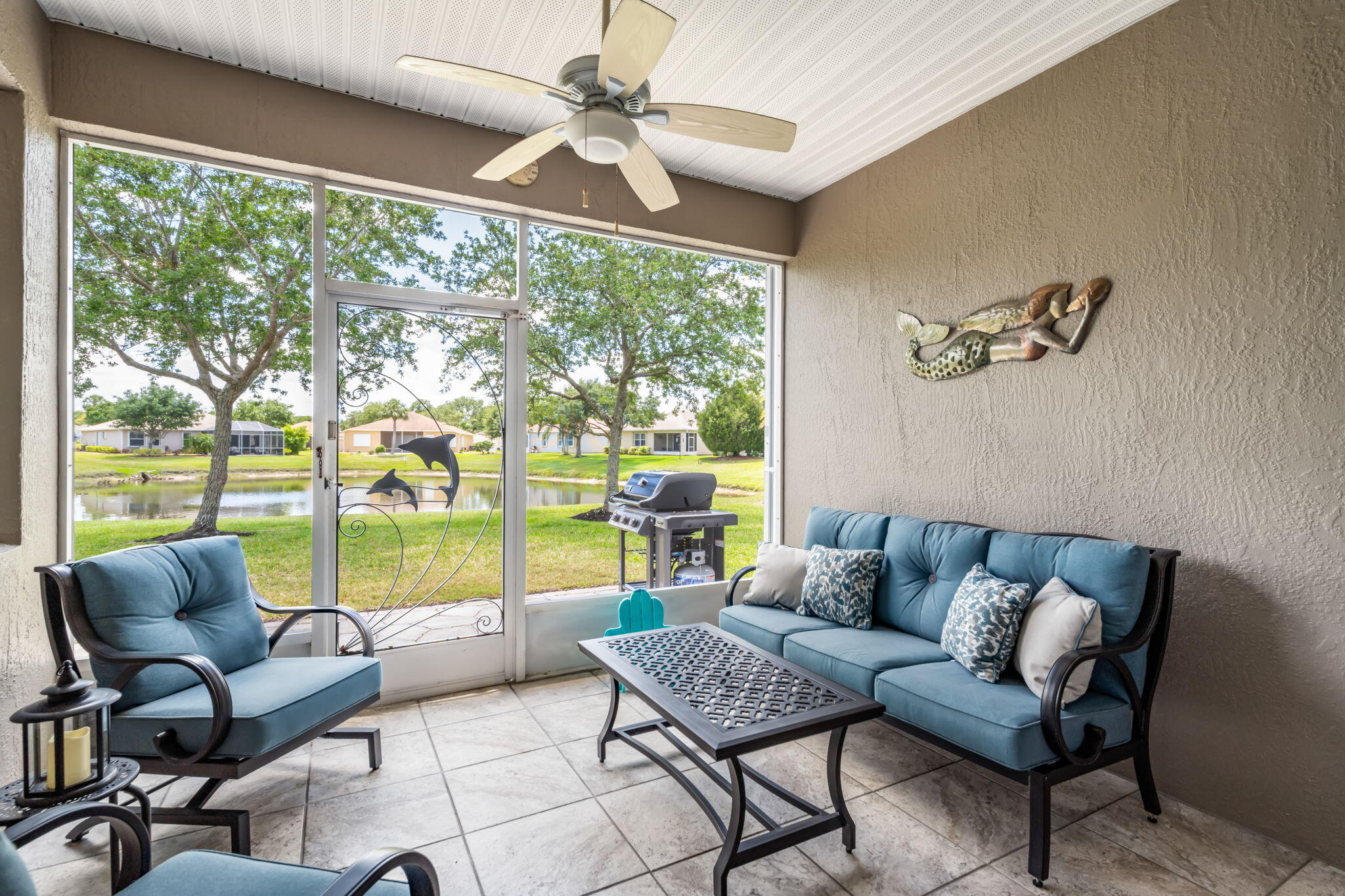 Foto de propiedad en 1336 Shoreline Circle, Sebastian, FL 32958 Sebastian con MLS# 
