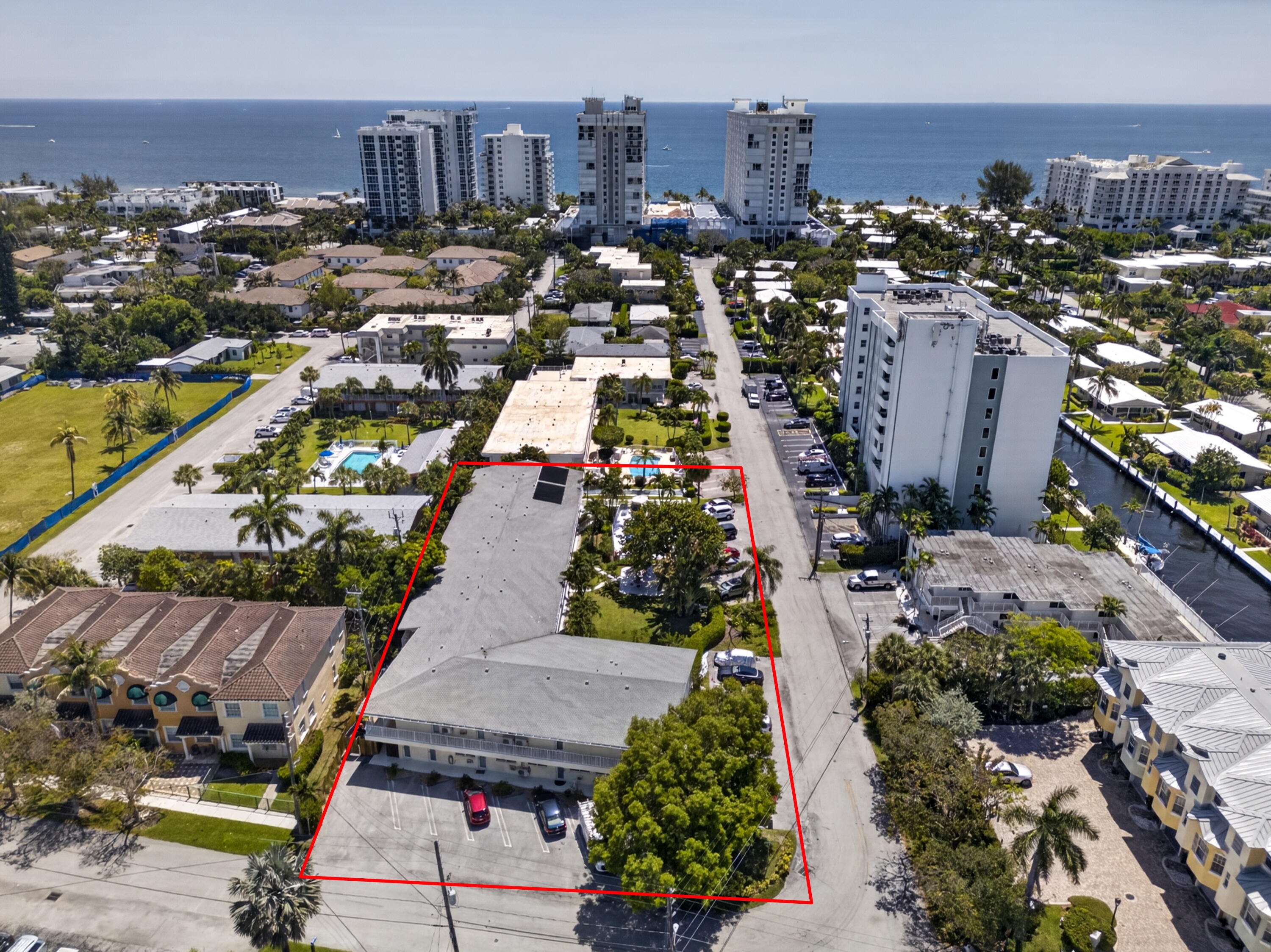 Foto de propiedad en 3201 SE 10th Street A11, Pompano Beach, FL 33062 Pompano Beach con MLS# 