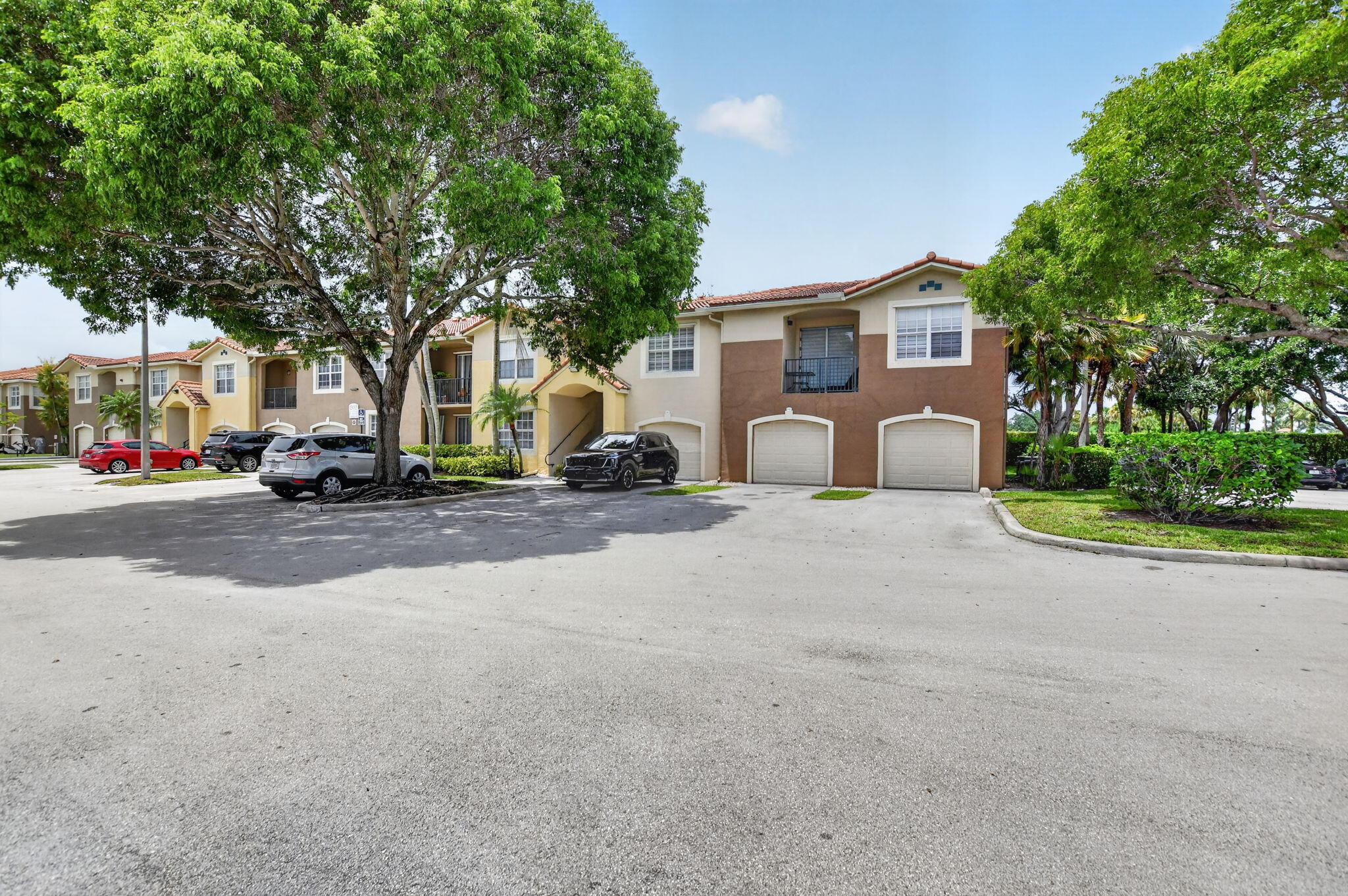 Foto de propiedad en 15085 Michelangelo Boulevard 105, Delray Beach, FL 33446 Delray Beach con MLS# 