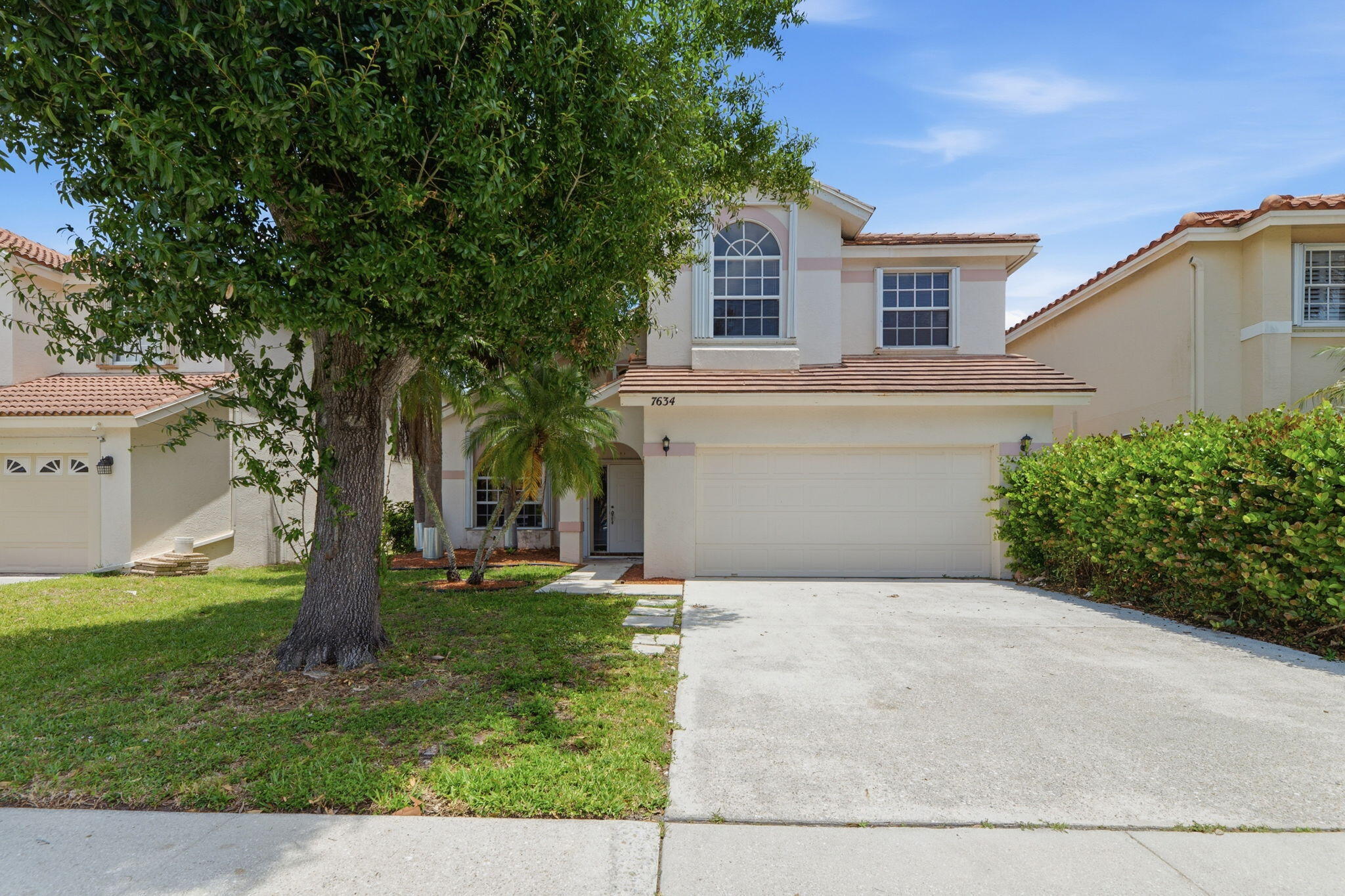 Foto de propiedad en 7634 Trenton Drive, Lake Worth, FL 33467 Lake Worth con MLS# 