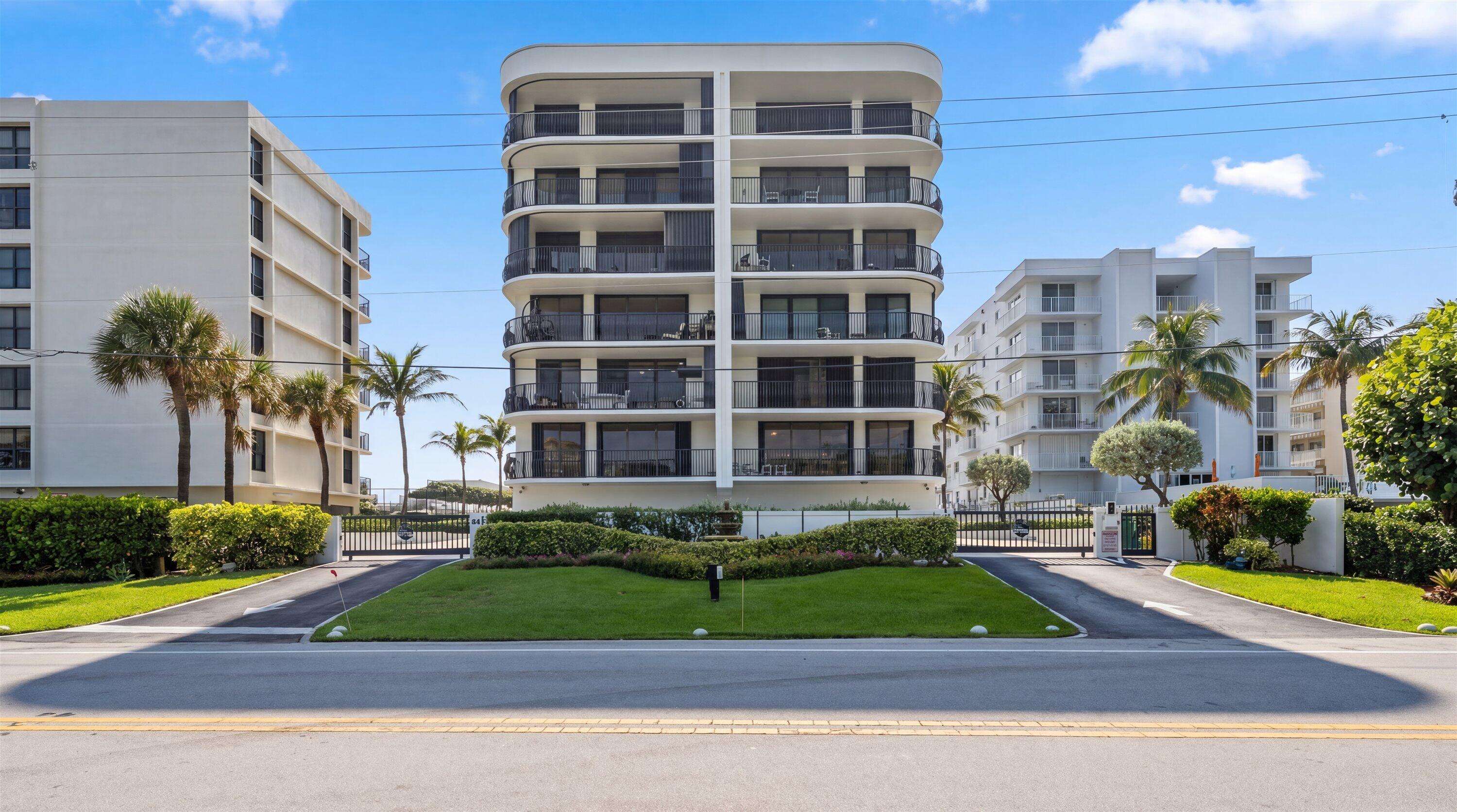 Foto de propiedad en 4000 S Ocean Boulevard 104, South Palm Beach, FL 33480 South Palm Beach con MLS# 