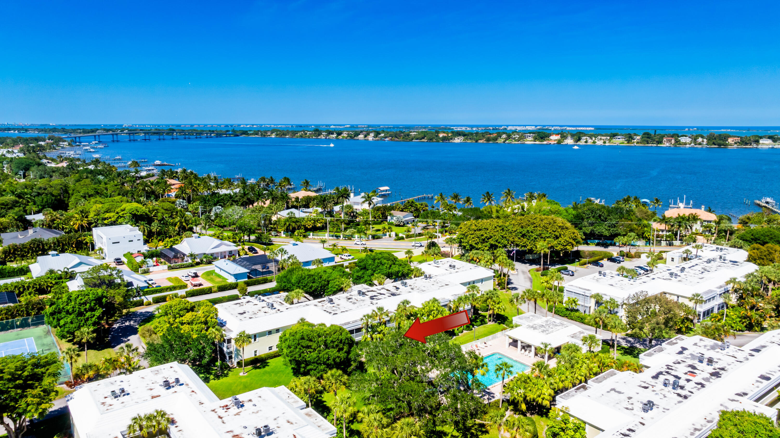 Foto de propiedad en 1600 SE Saint Lucie Boulevard 205, Stuart, FL 34996 Stuart con MLS# 