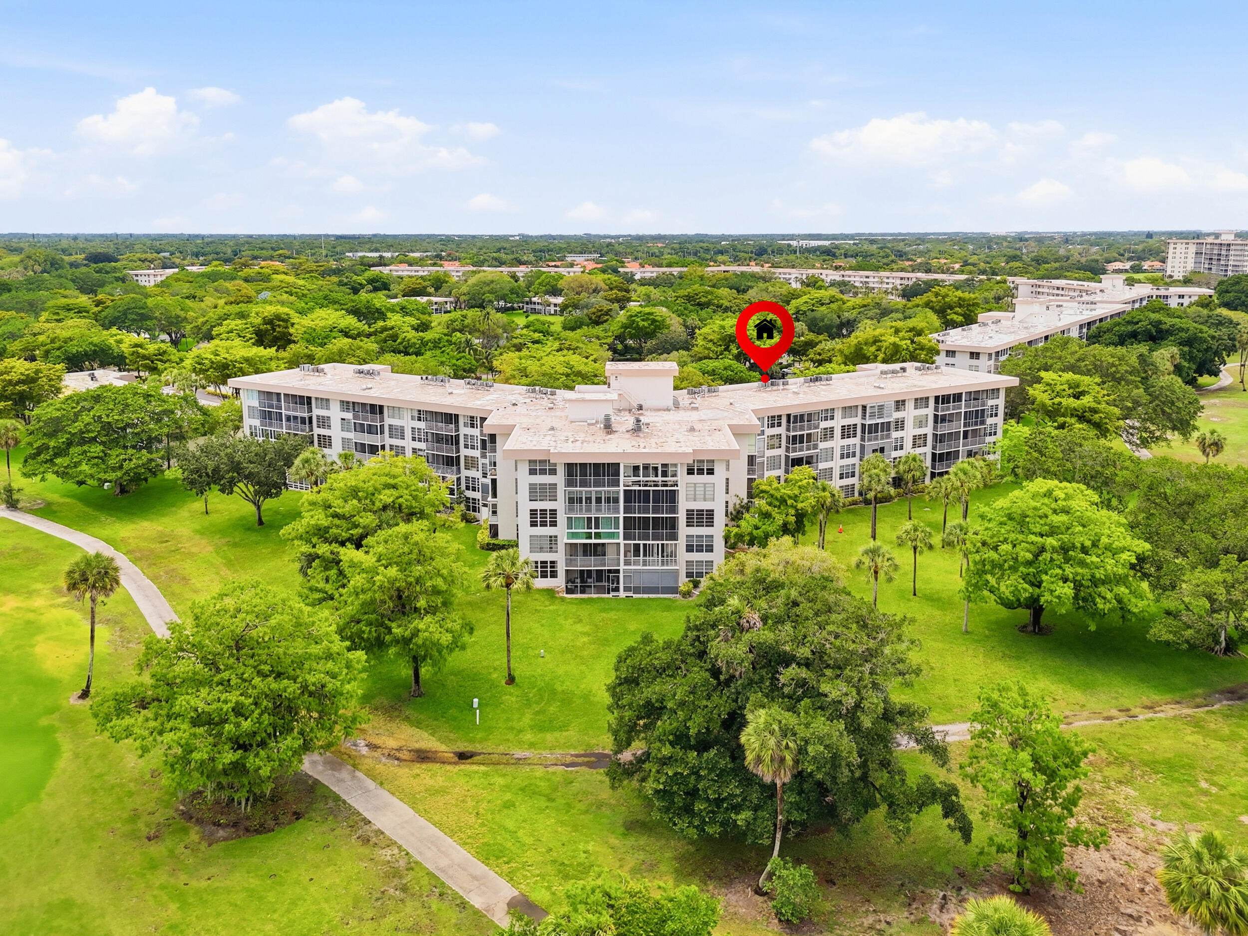 Foto de propiedad en 3800 Oaks Clubhouse Drive 410, Pompano Beach, FL 33069 Pompano Beach con MLS# 