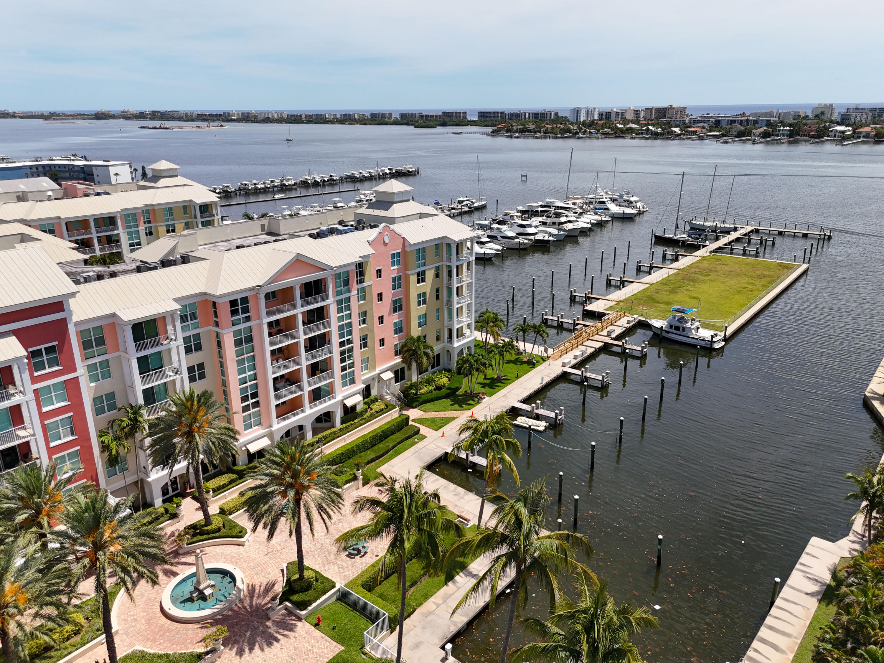 En Renta 806 E Windward Way 323, Lantana, FL 33462, Lantana, FL 33462