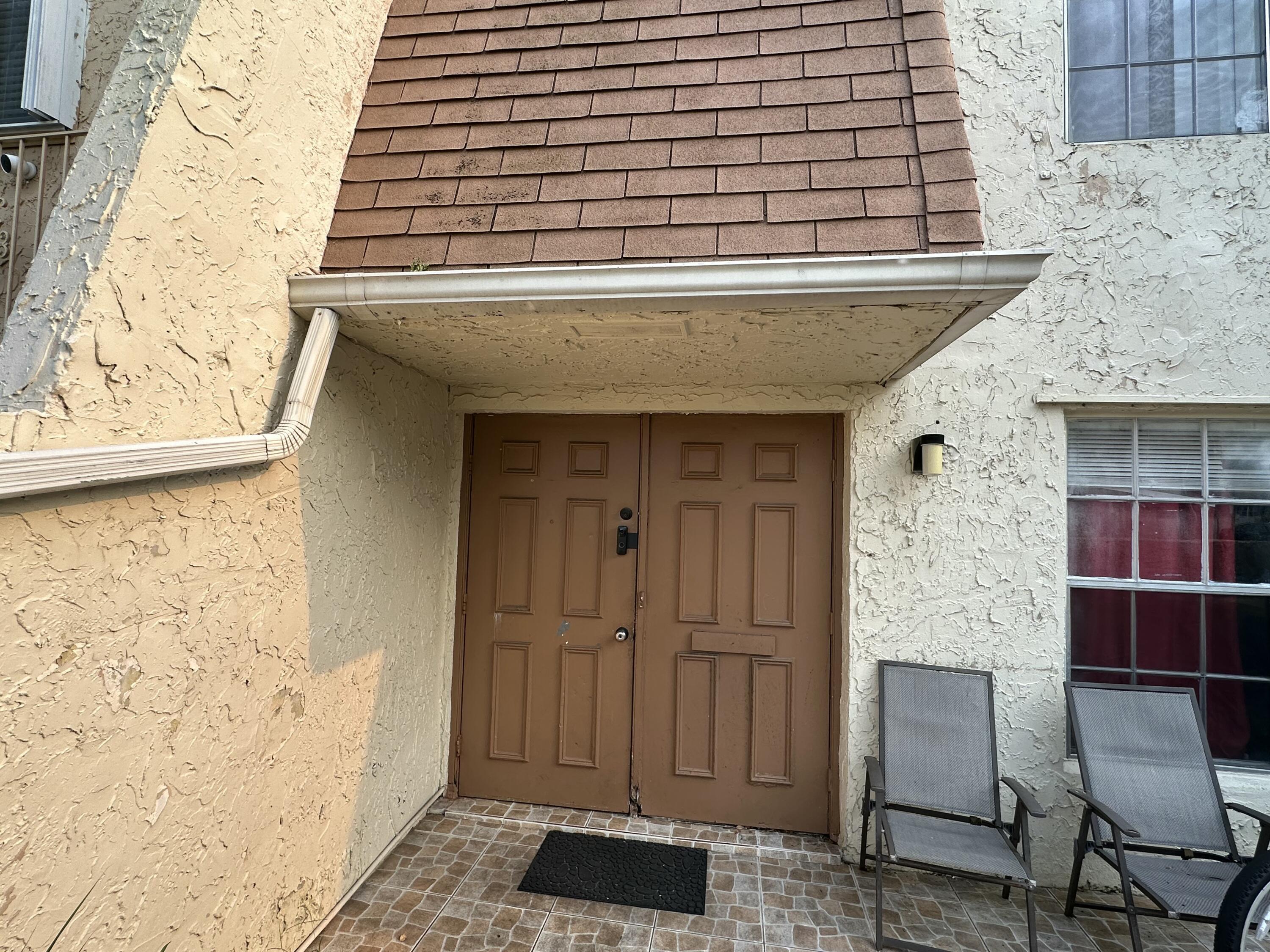 Foto de propiedad en 7424 NW 75th Street, Tamarac, FL 33321 Tamarac con MLS# 