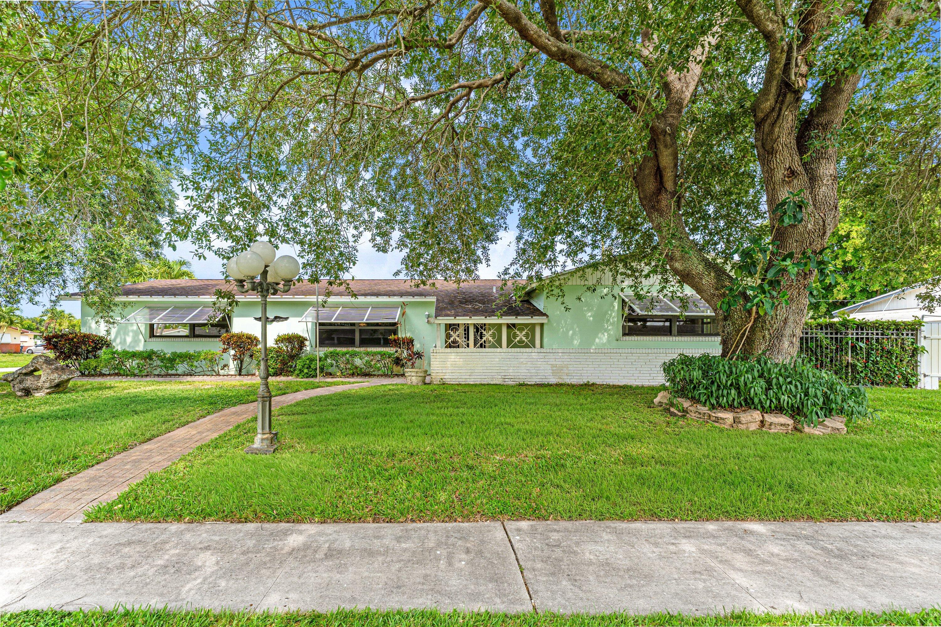 Vendido 2118 W Palma Circle, West Palm Beach, FL 33415, West Palm Beach, FL 33415