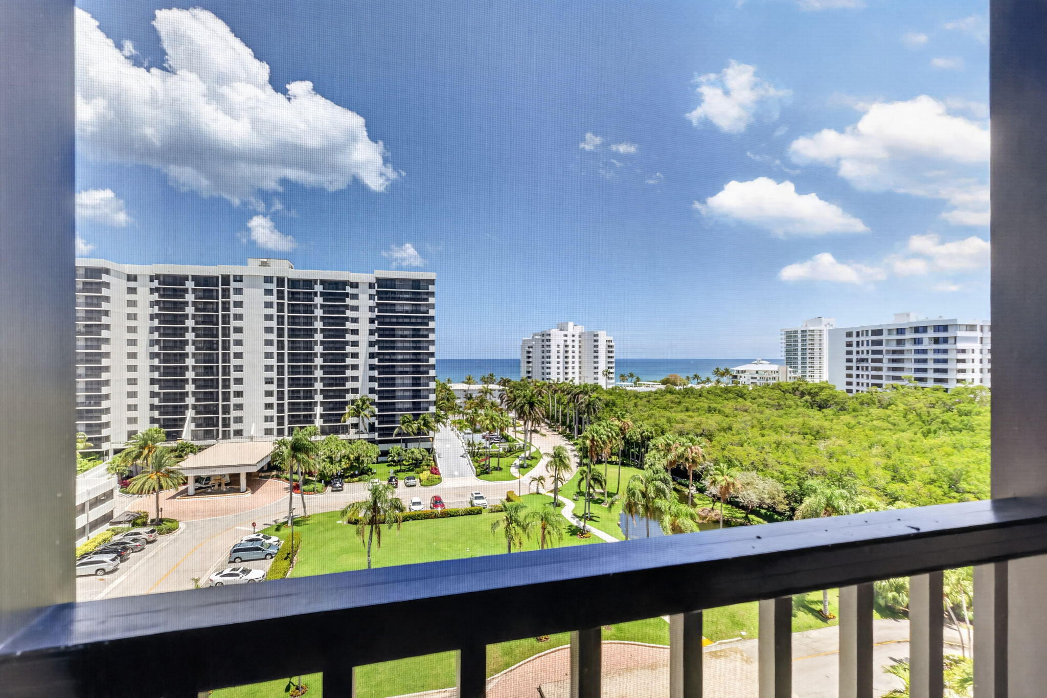 Foto de propiedad en 3420 S Ocean Boulevard 9r, Highland Beach, FL 33487 Highland Beach con MLS# 